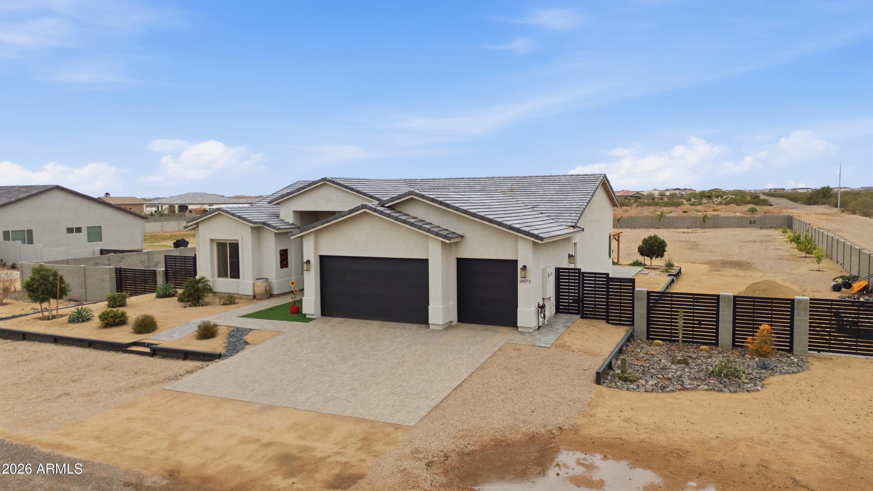 SAN YSIDRO ACRES - Residential