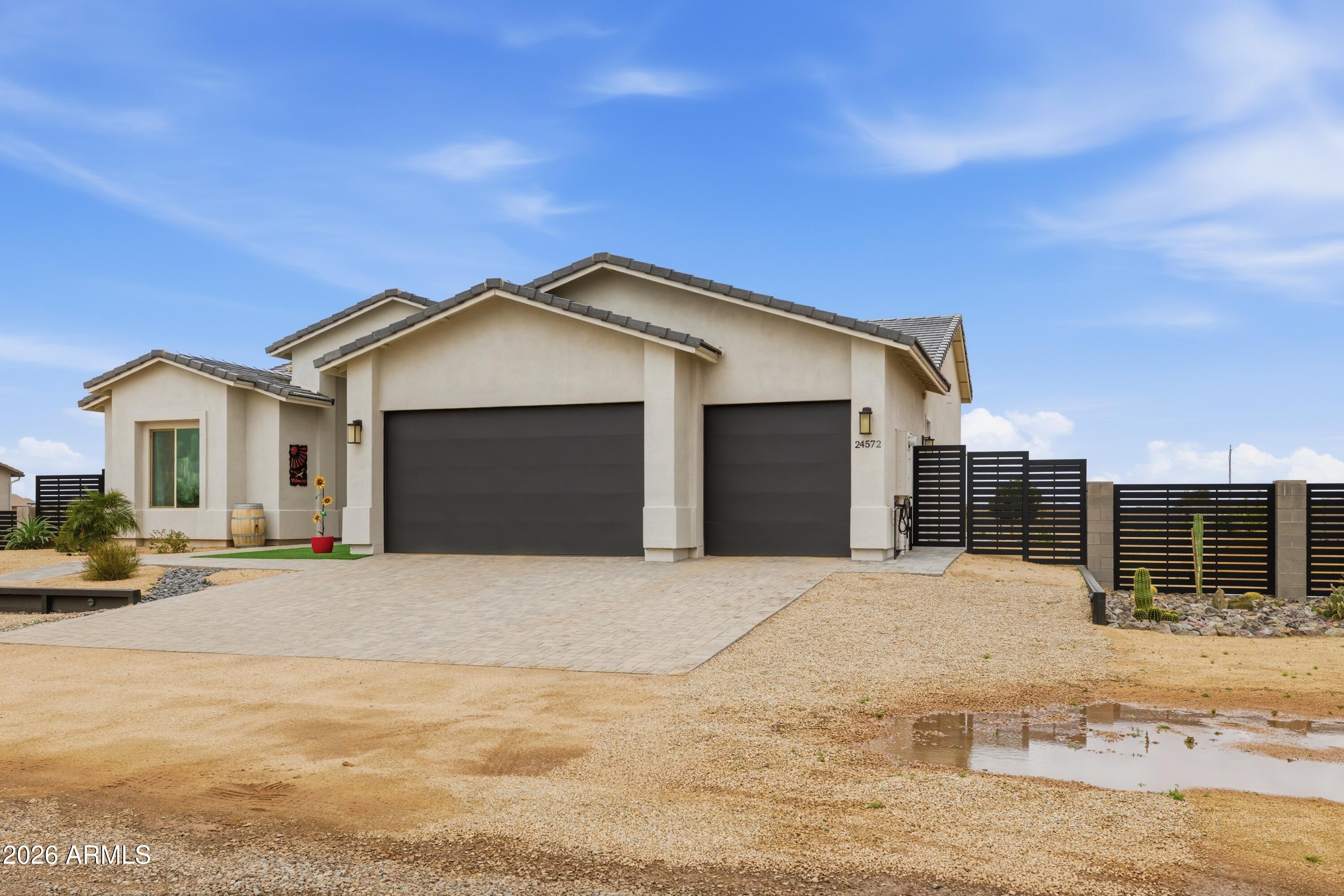 SAN YSIDRO ACRES - Residential
