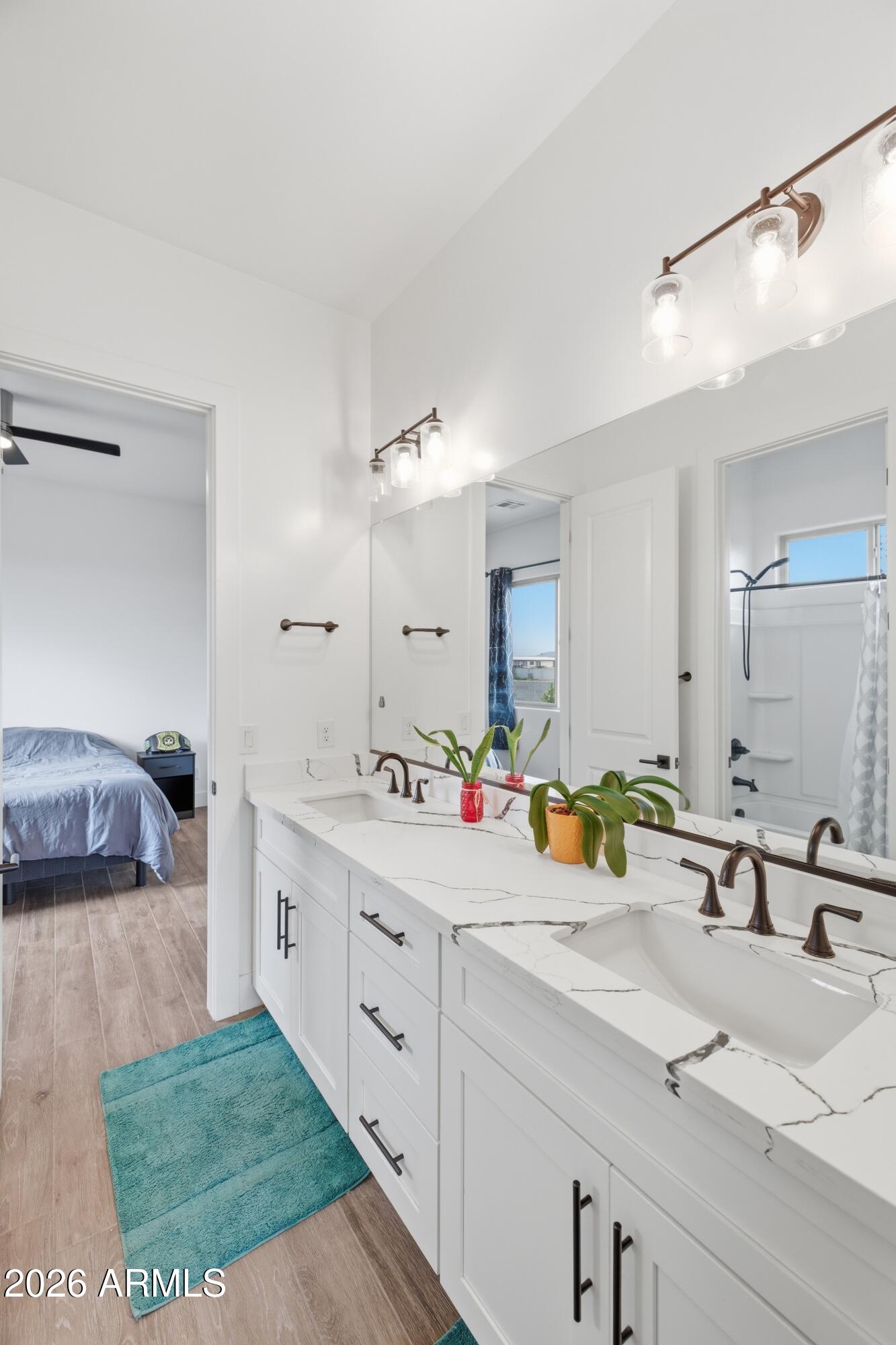SAN YSIDRO ACRES - Residential