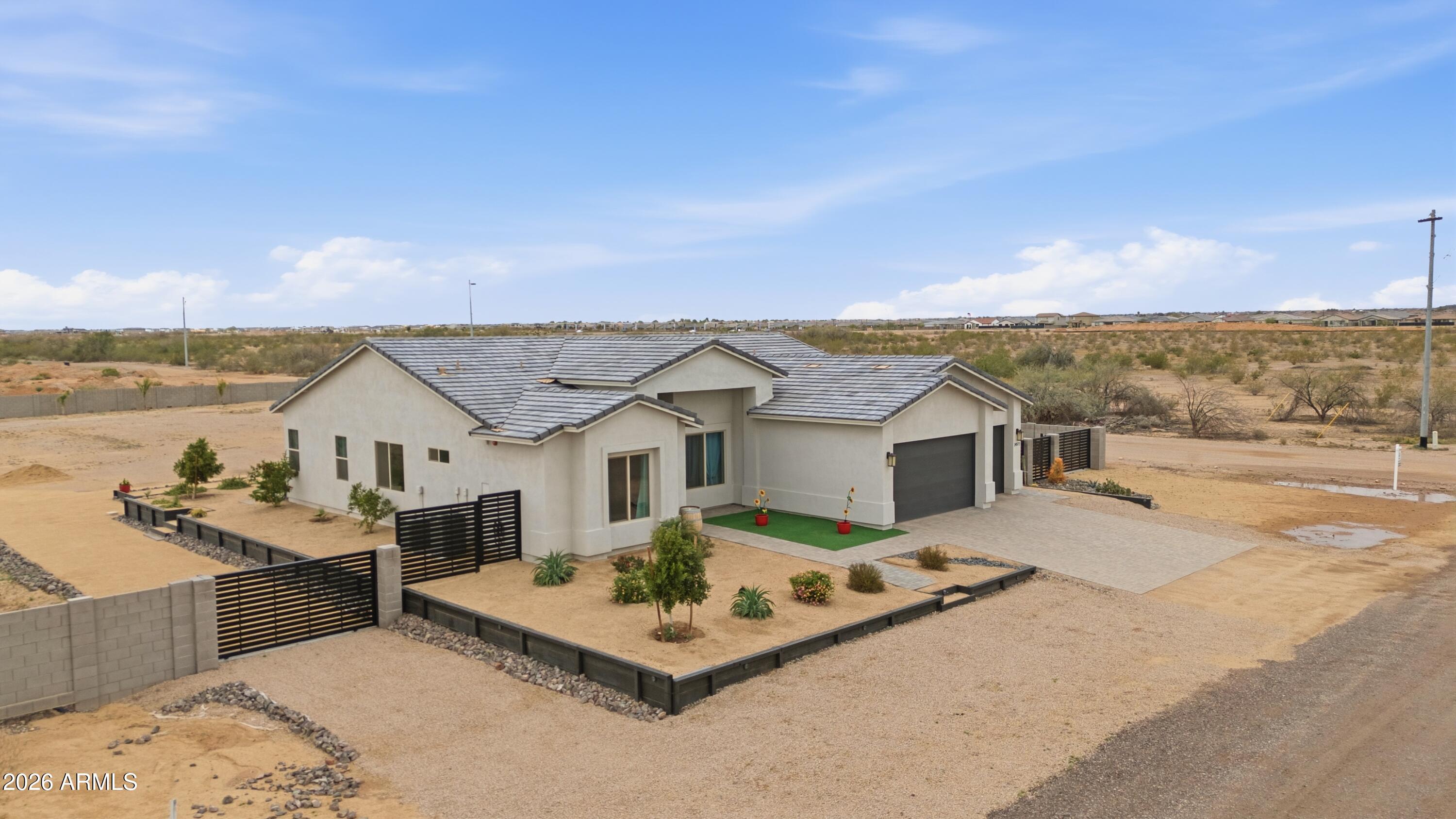 SAN YSIDRO ACRES - Residential
