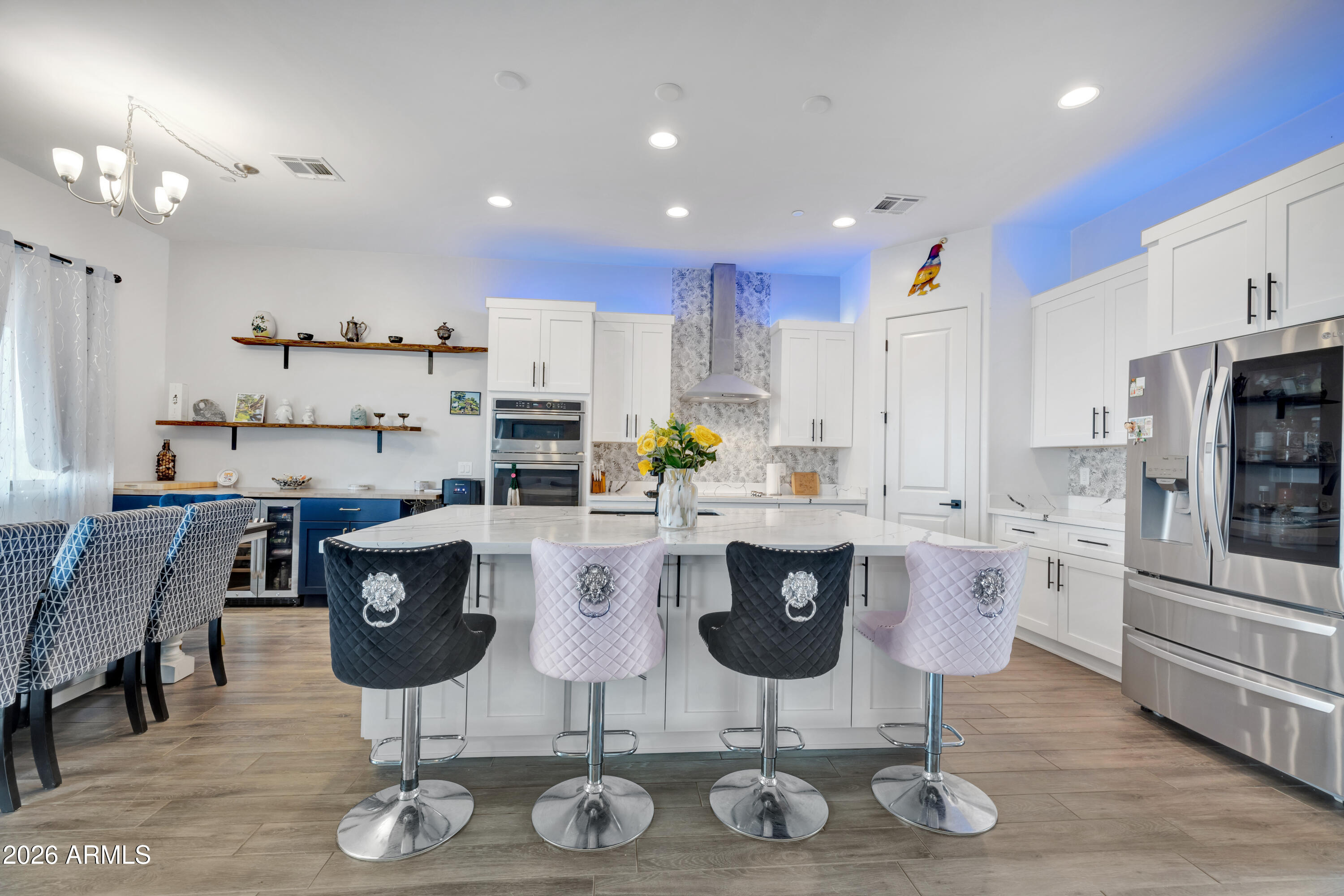 SAN YSIDRO ACRES - Residential