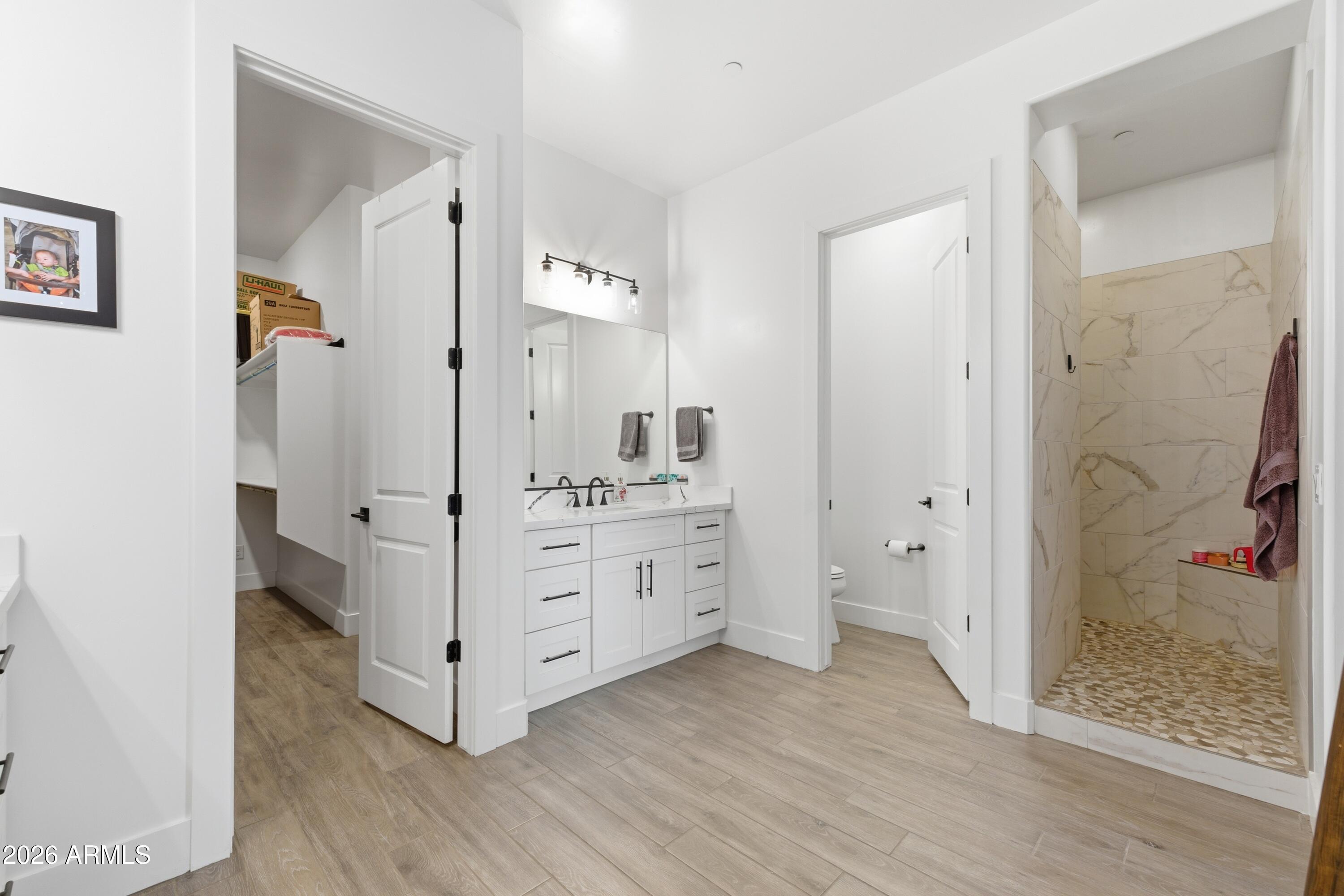 SAN YSIDRO ACRES - Residential