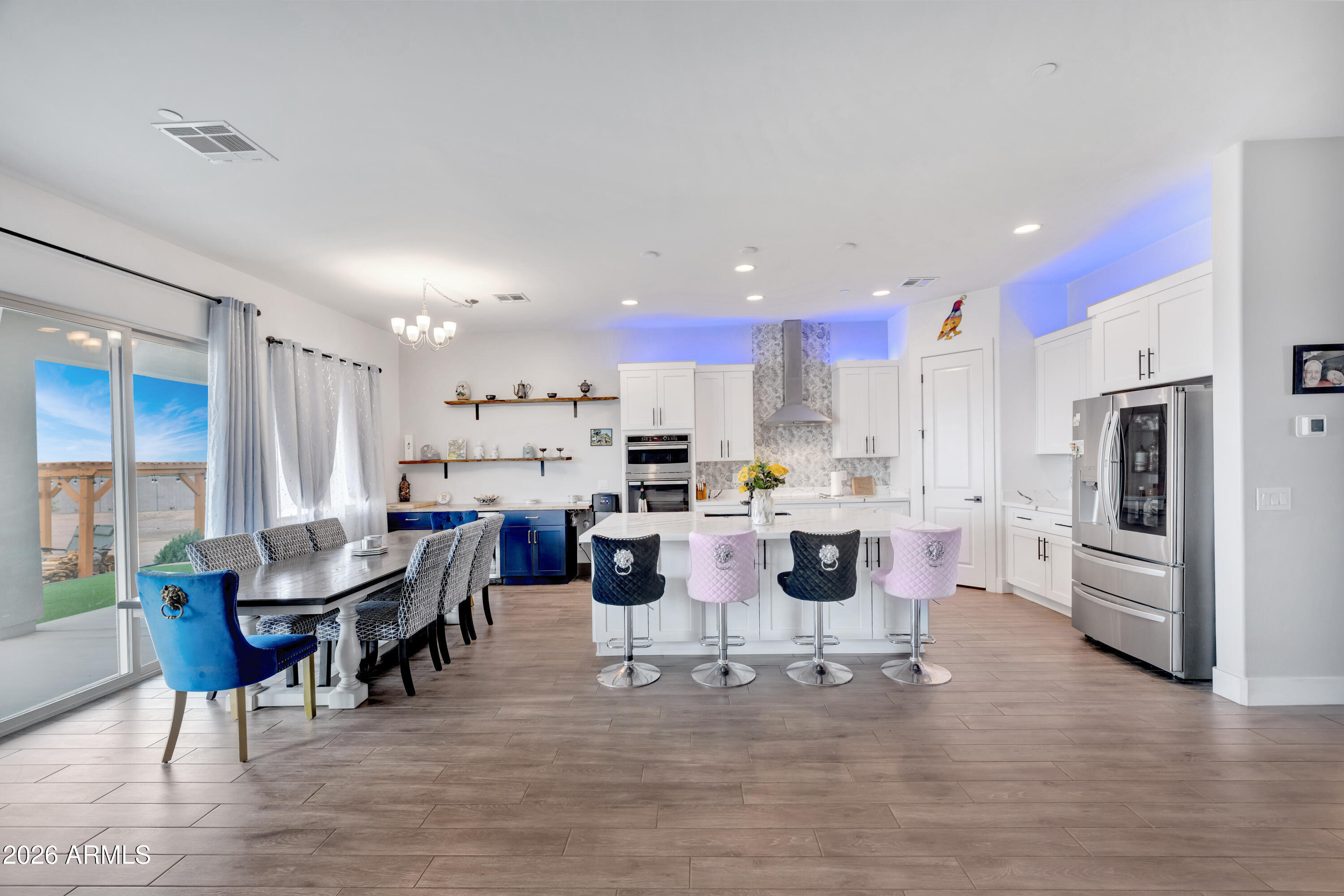 SAN YSIDRO ACRES - Residential