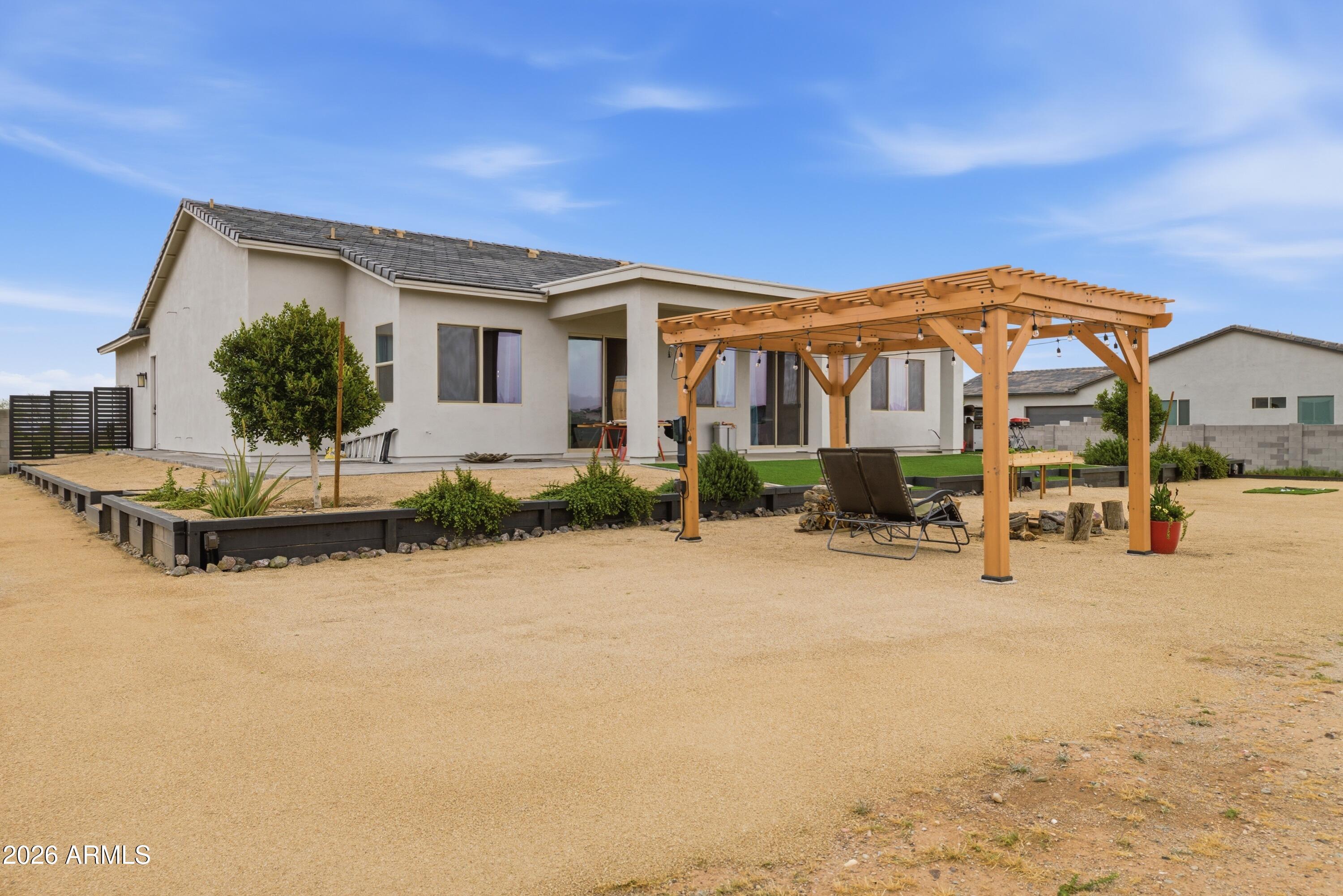 SAN YSIDRO ACRES - Residential