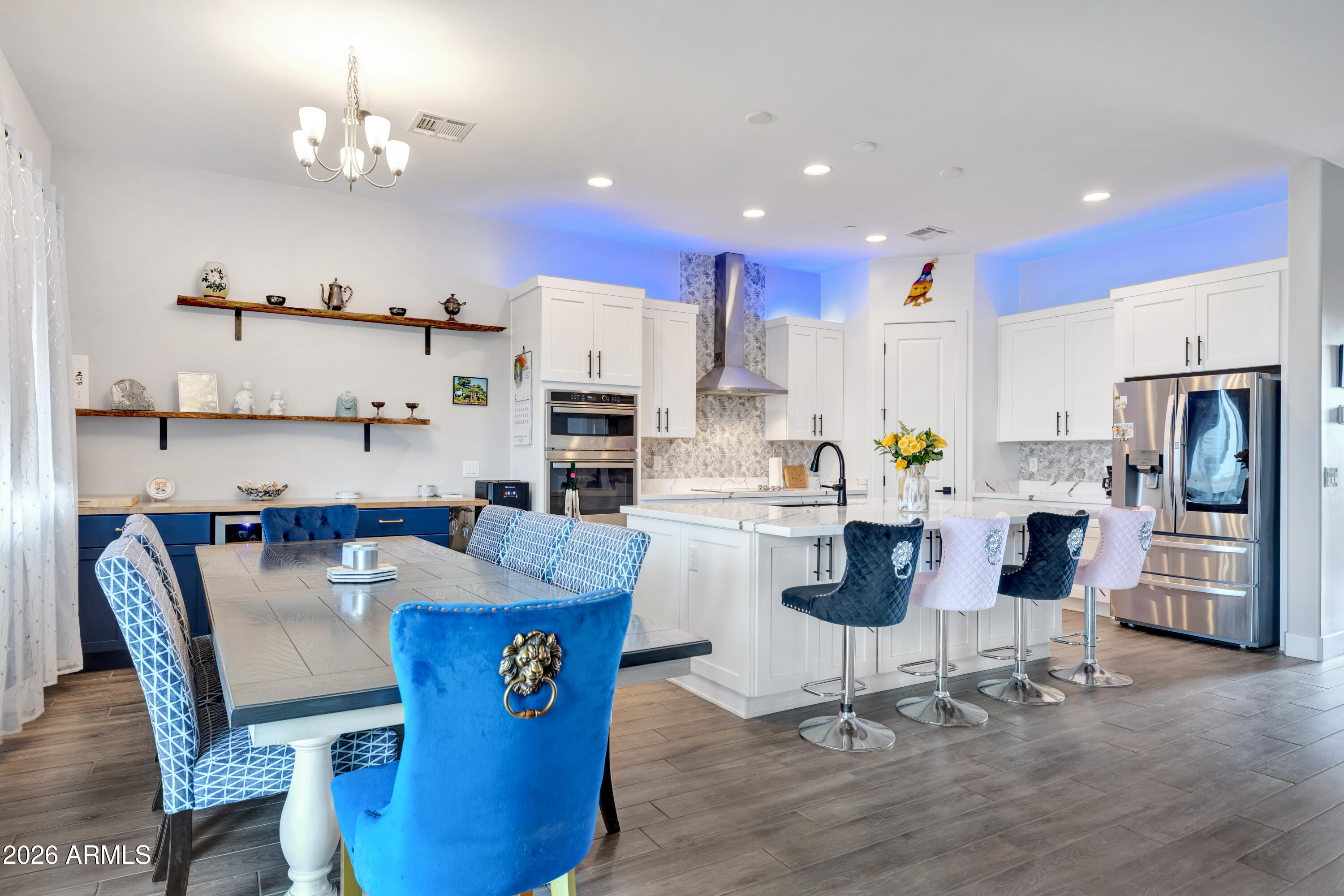 SAN YSIDRO ACRES - Residential