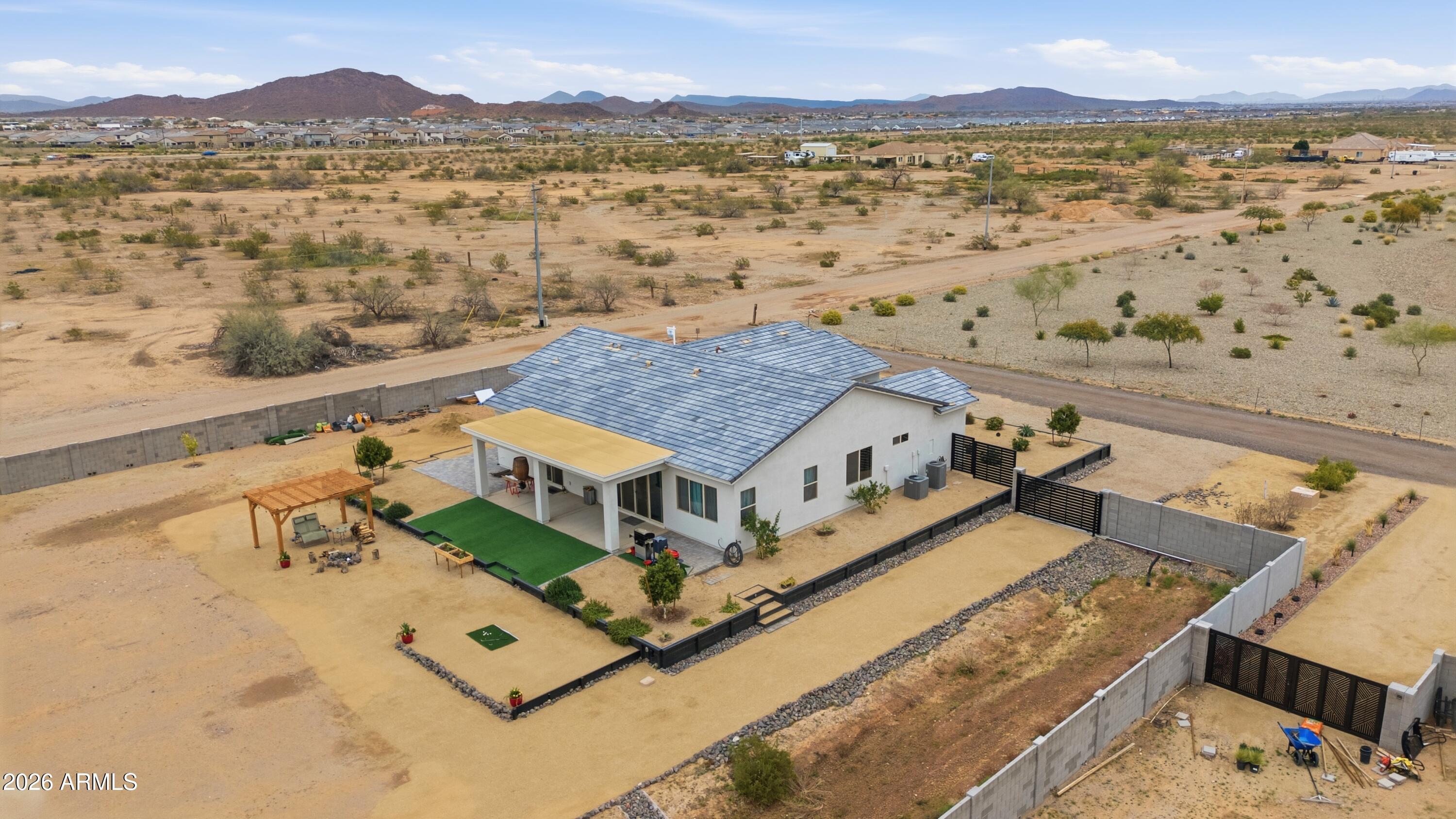 SAN YSIDRO ACRES - Residential