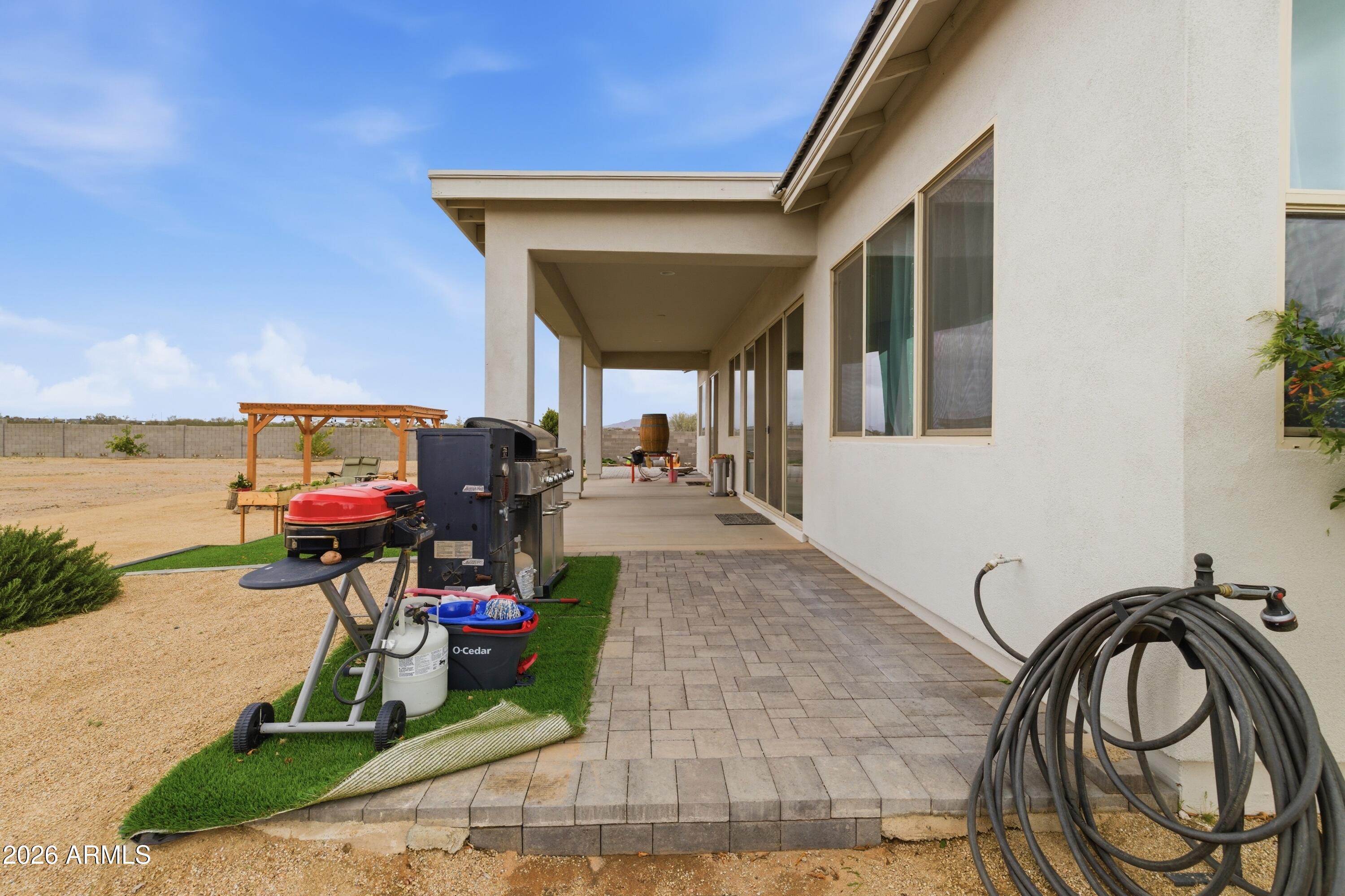 SAN YSIDRO ACRES - Residential