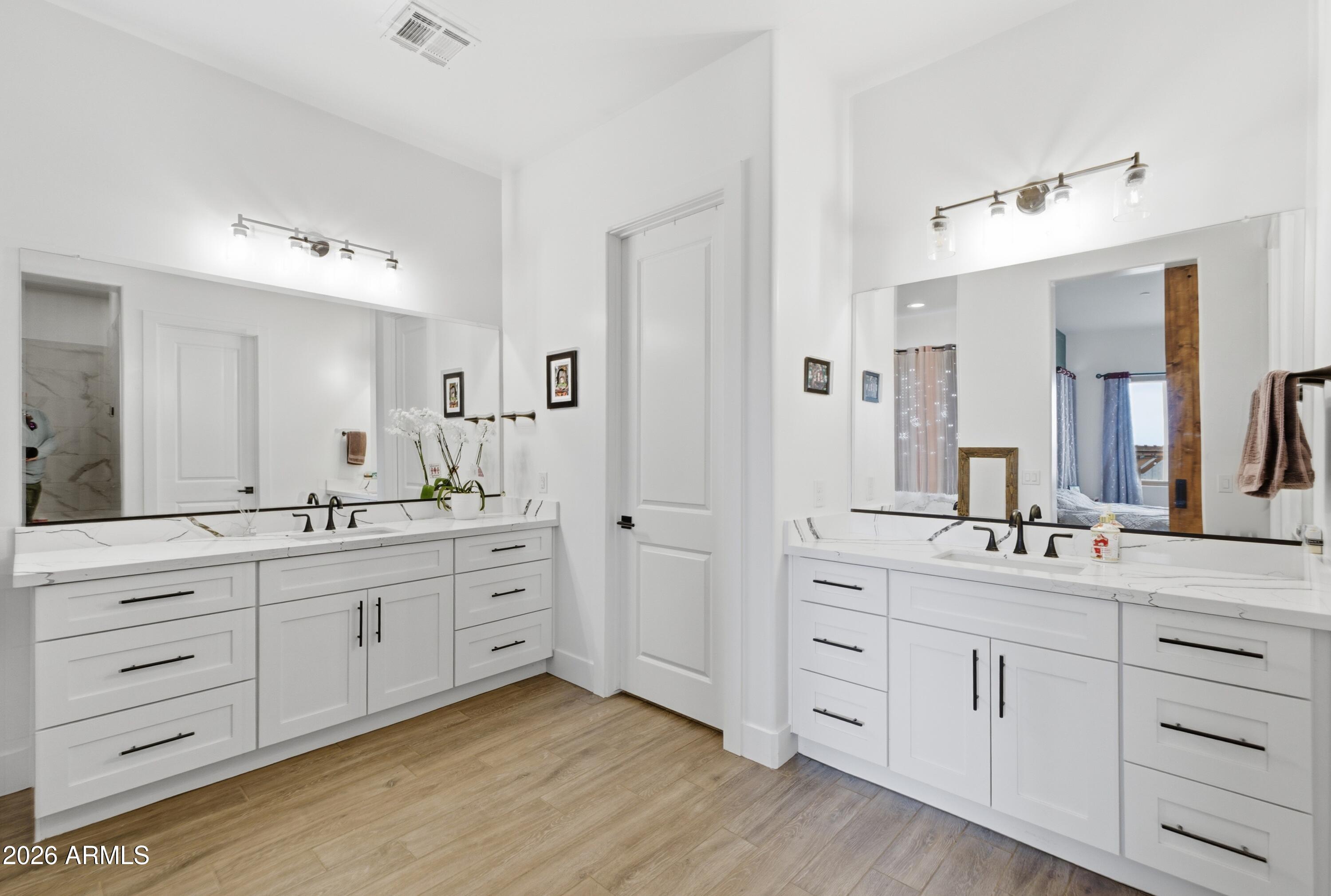 SAN YSIDRO ACRES - Residential