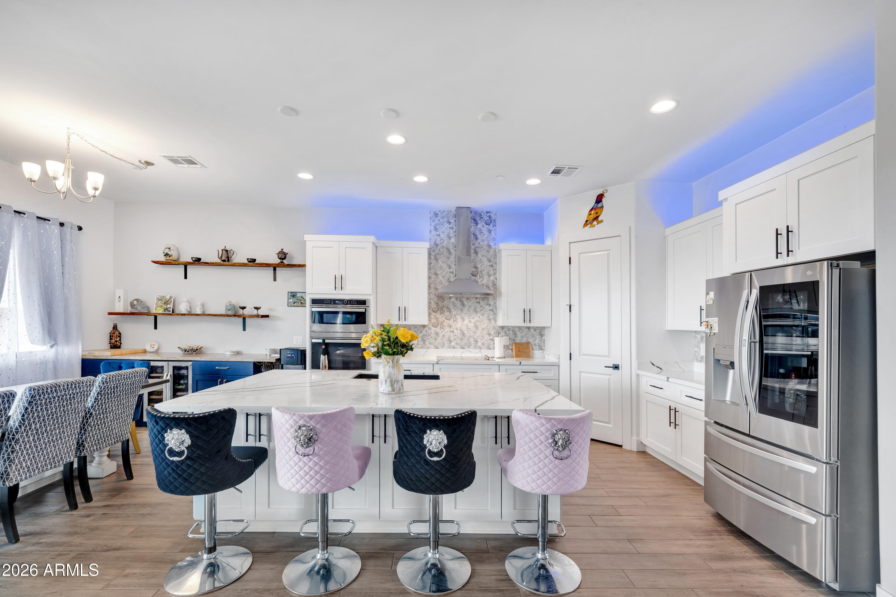 SAN YSIDRO ACRES - Residential