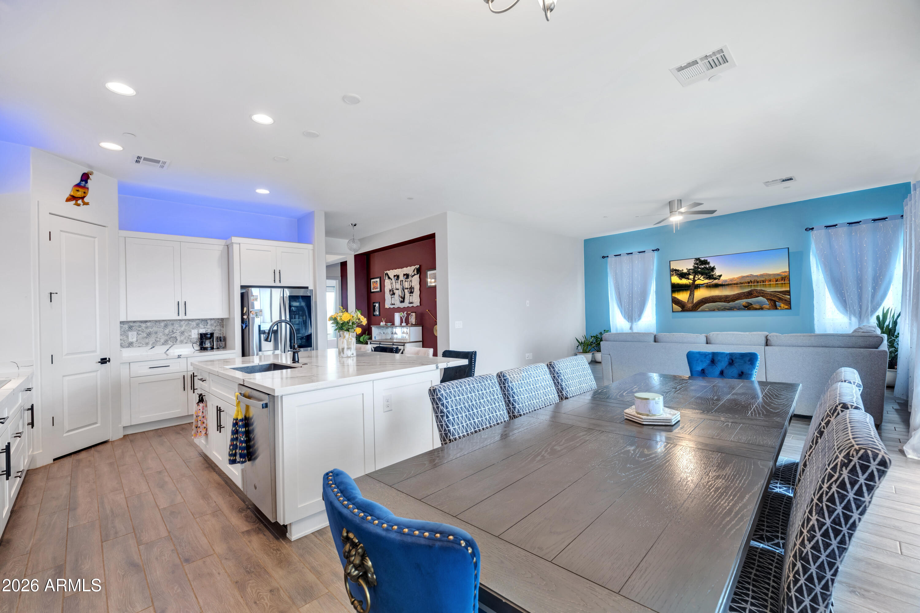 SAN YSIDRO ACRES - Residential