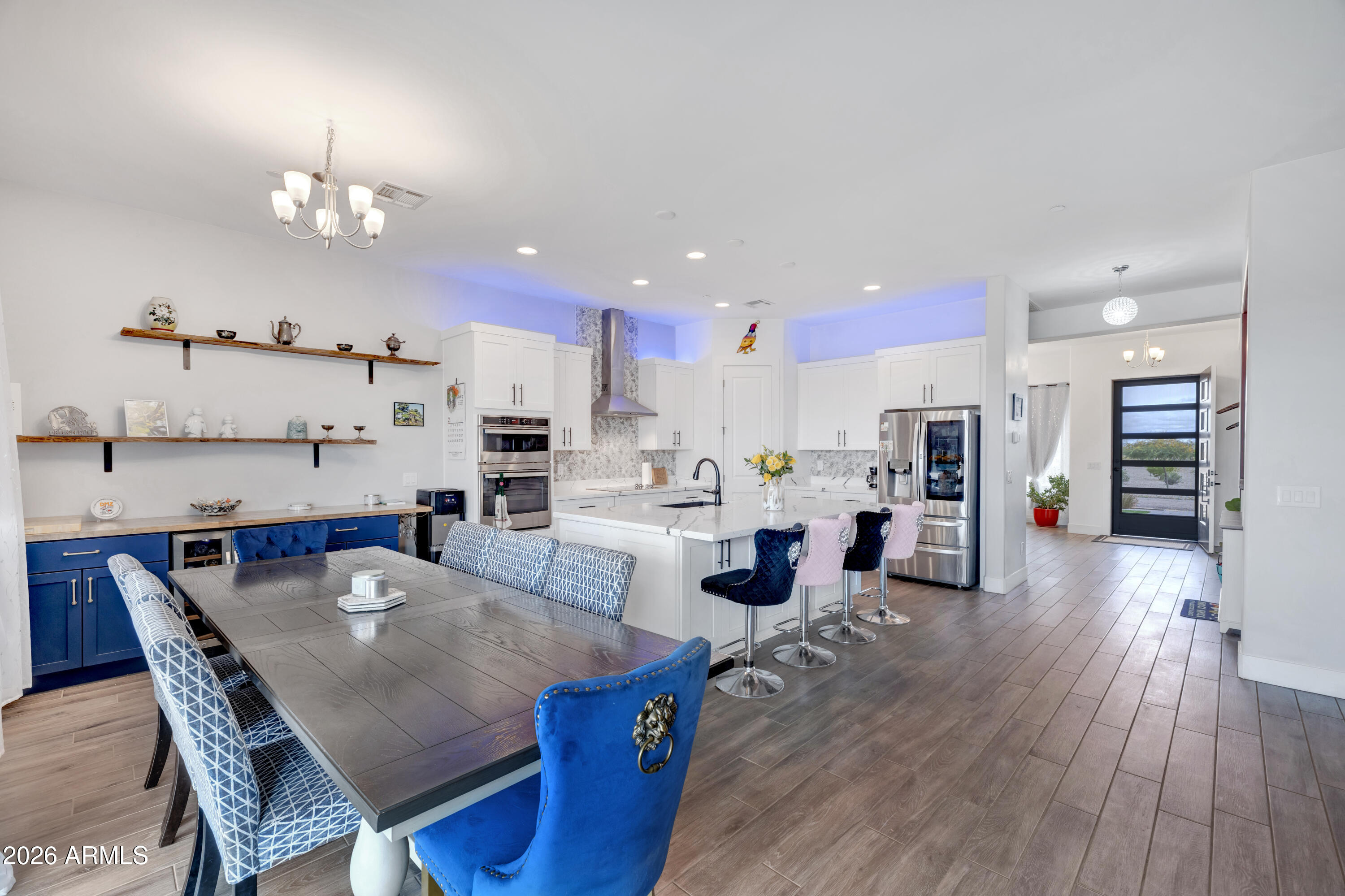 SAN YSIDRO ACRES - Residential