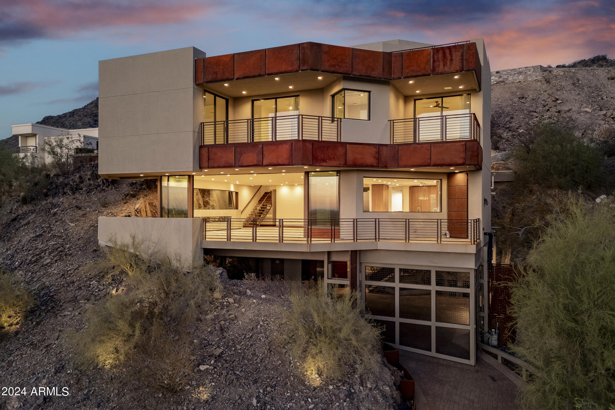 SQUAW PEAK FOOTHILLS - Residential