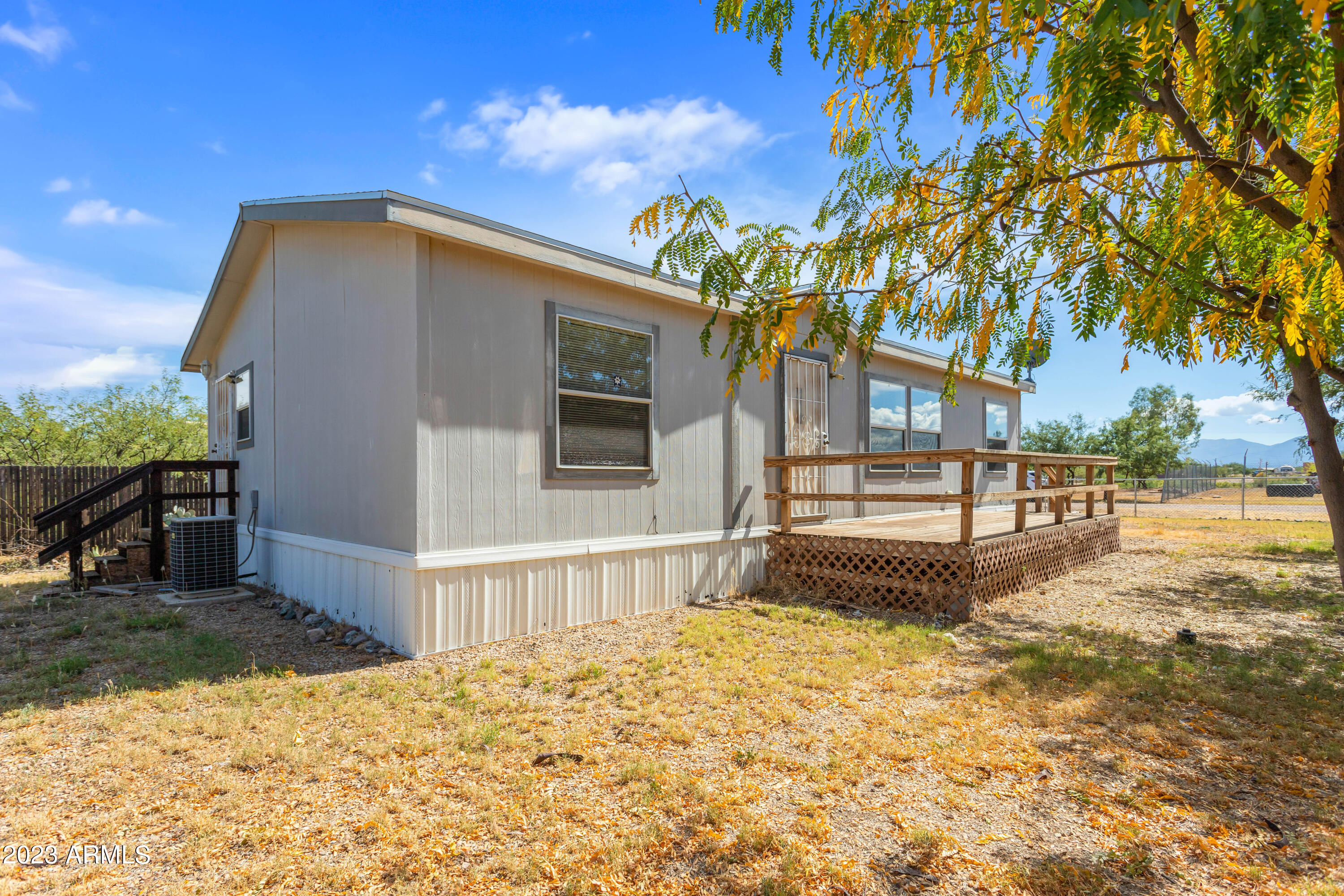 HODGINS ACRES - Residential