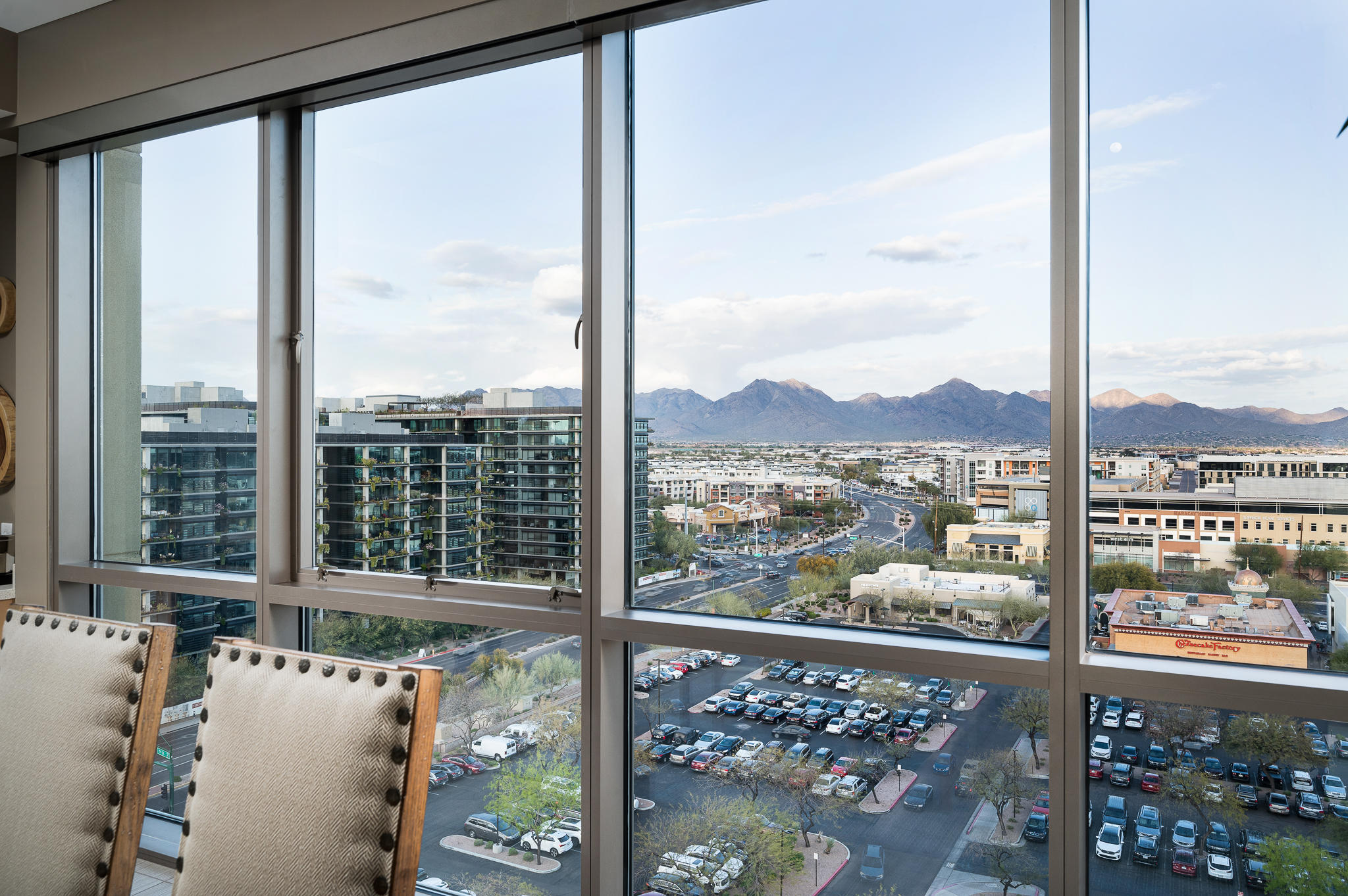 PLAZA LOFTS AT KIERLAND COMMONS - Residential