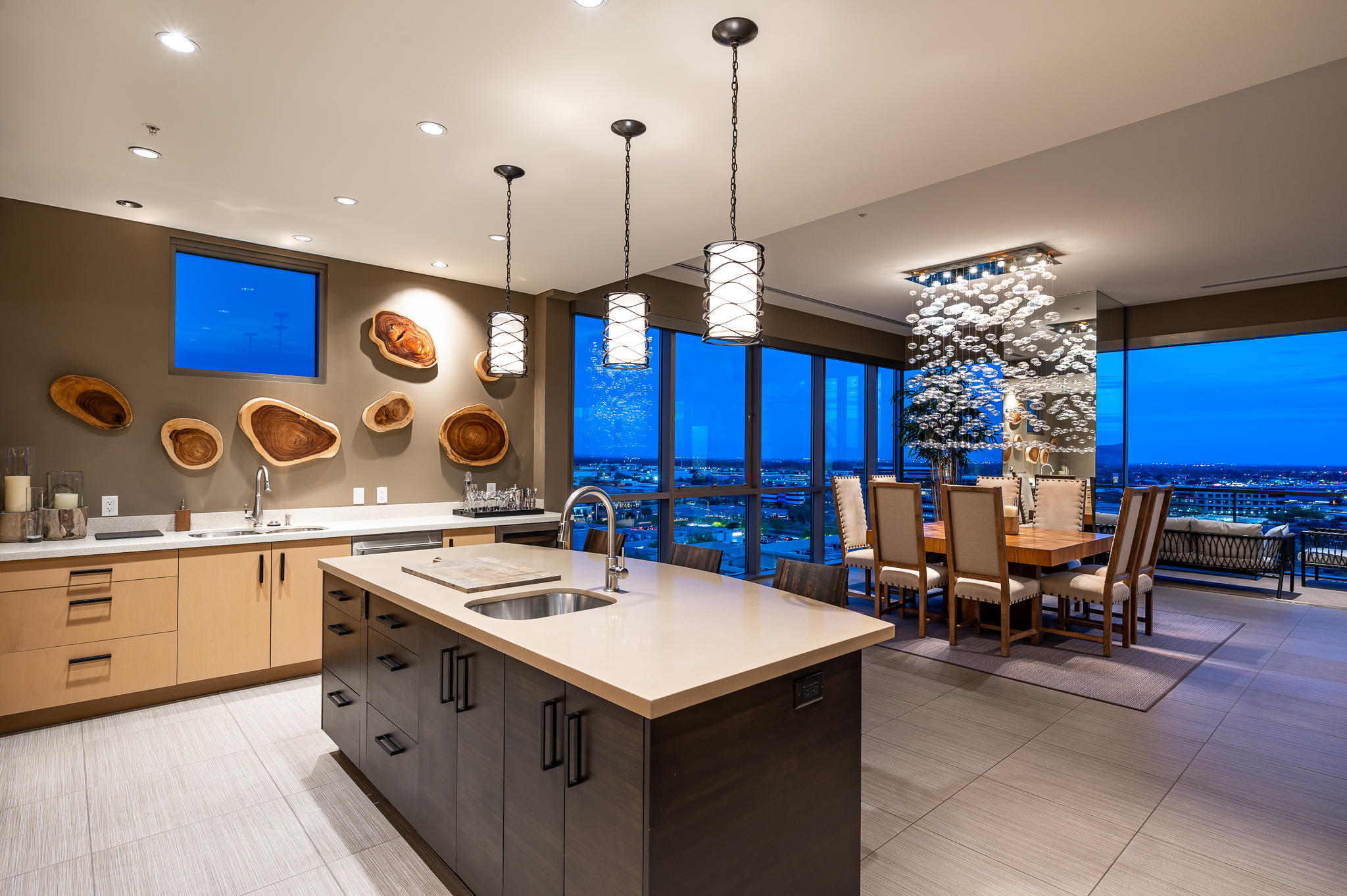 PLAZA LOFTS AT KIERLAND COMMONS - Residential