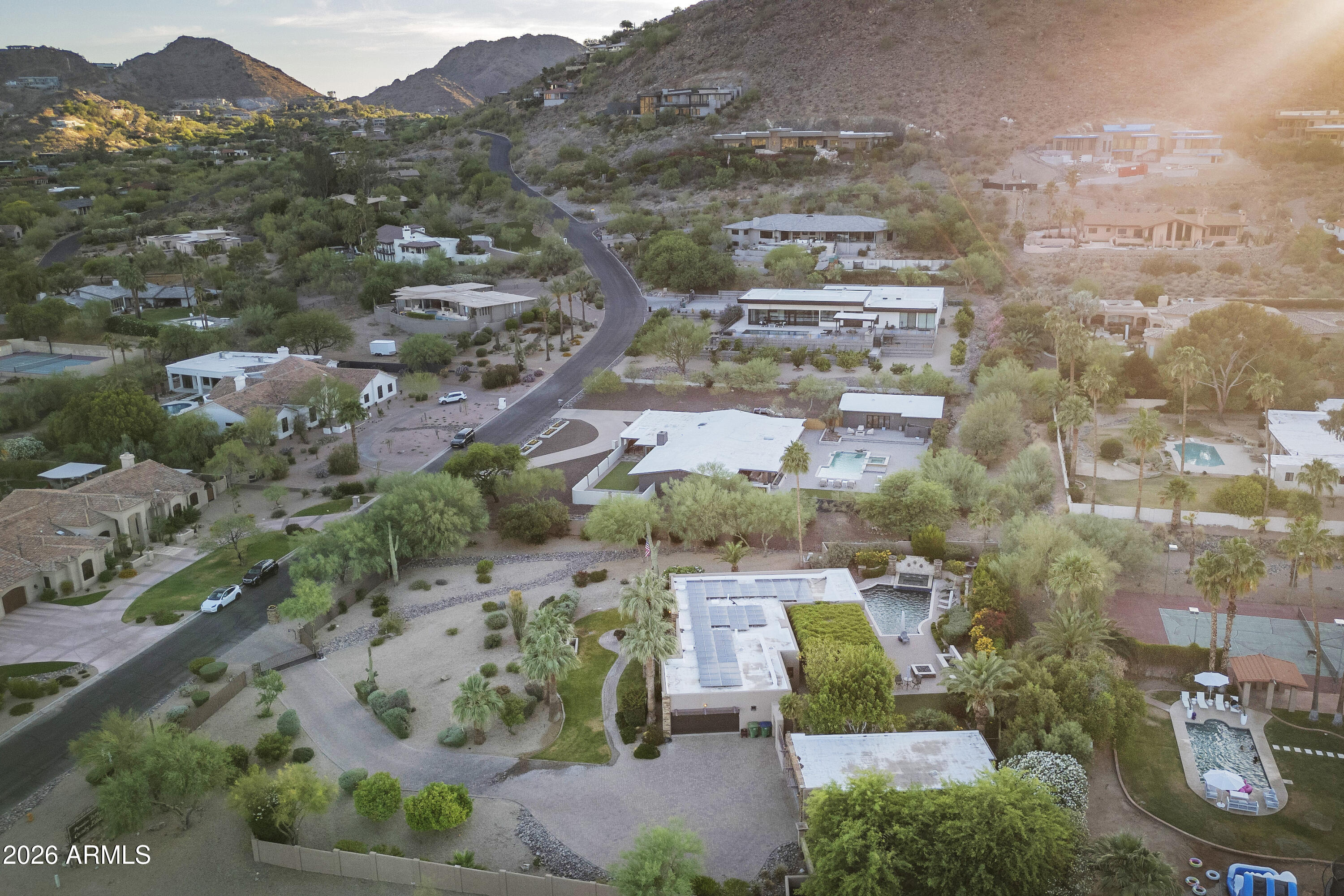 PARADISE VALLEY COUNTRY ESTATES - Land