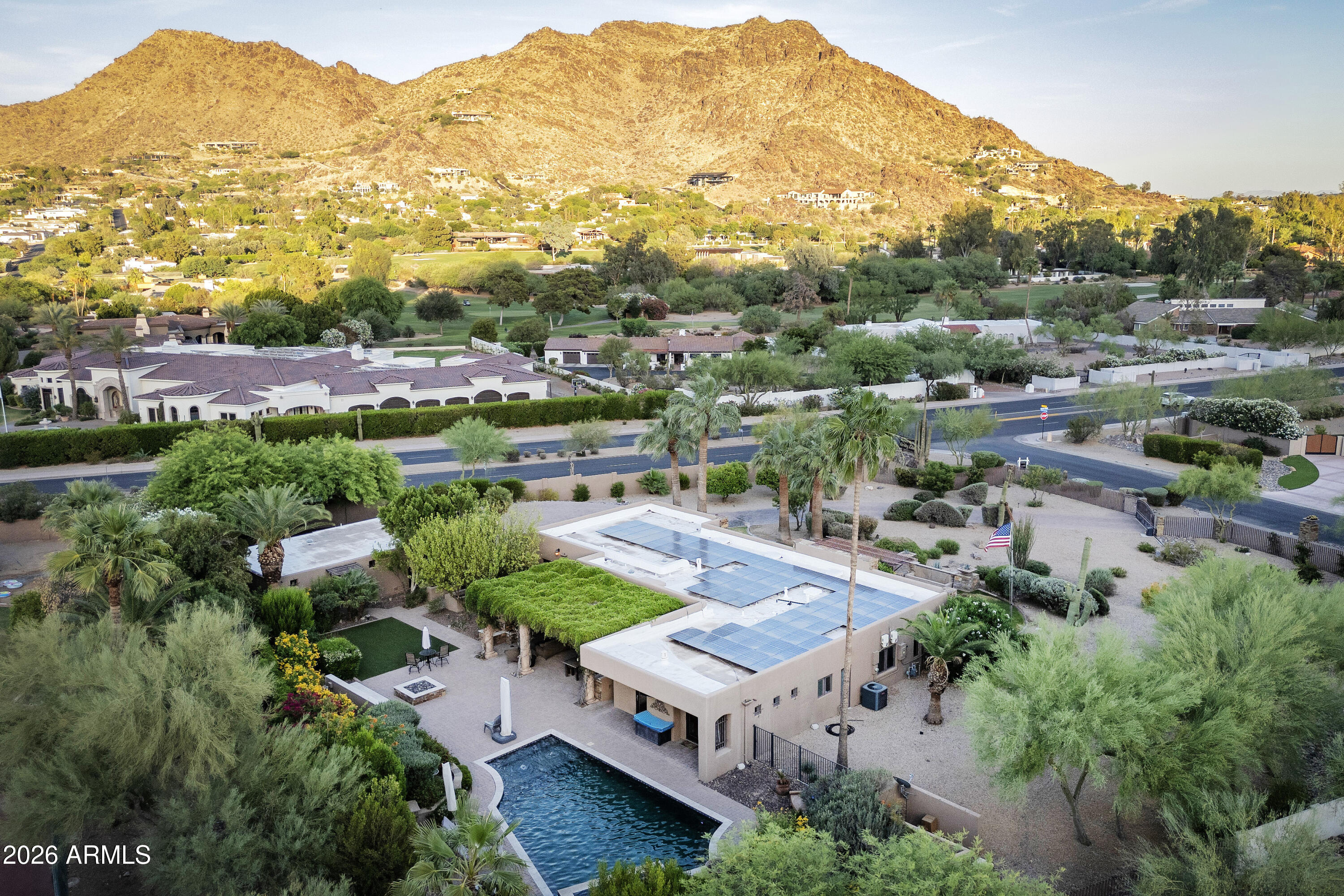 PARADISE VALLEY COUNTRY ESTATES - Land