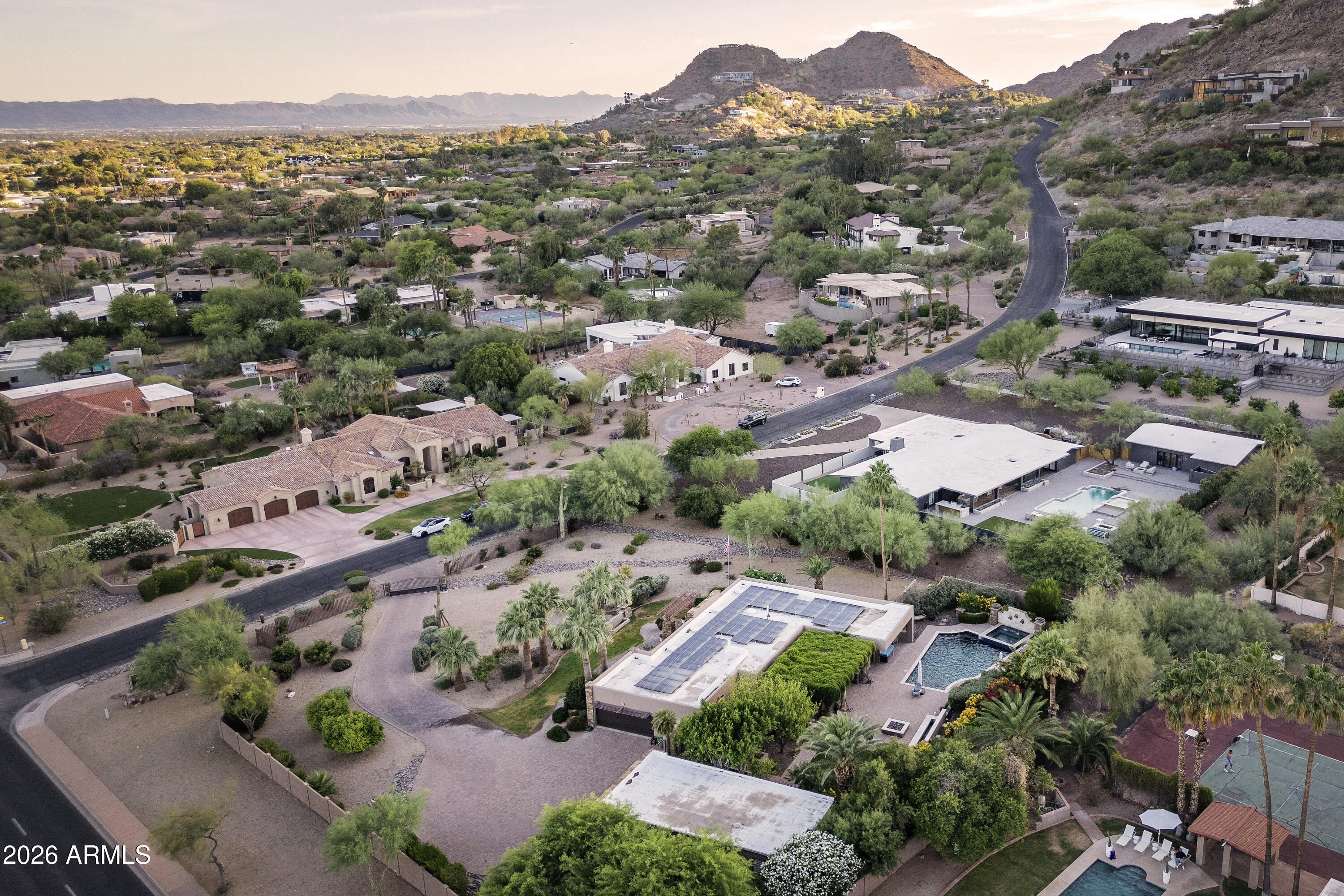 PARADISE VALLEY COUNTRY ESTATES - Land