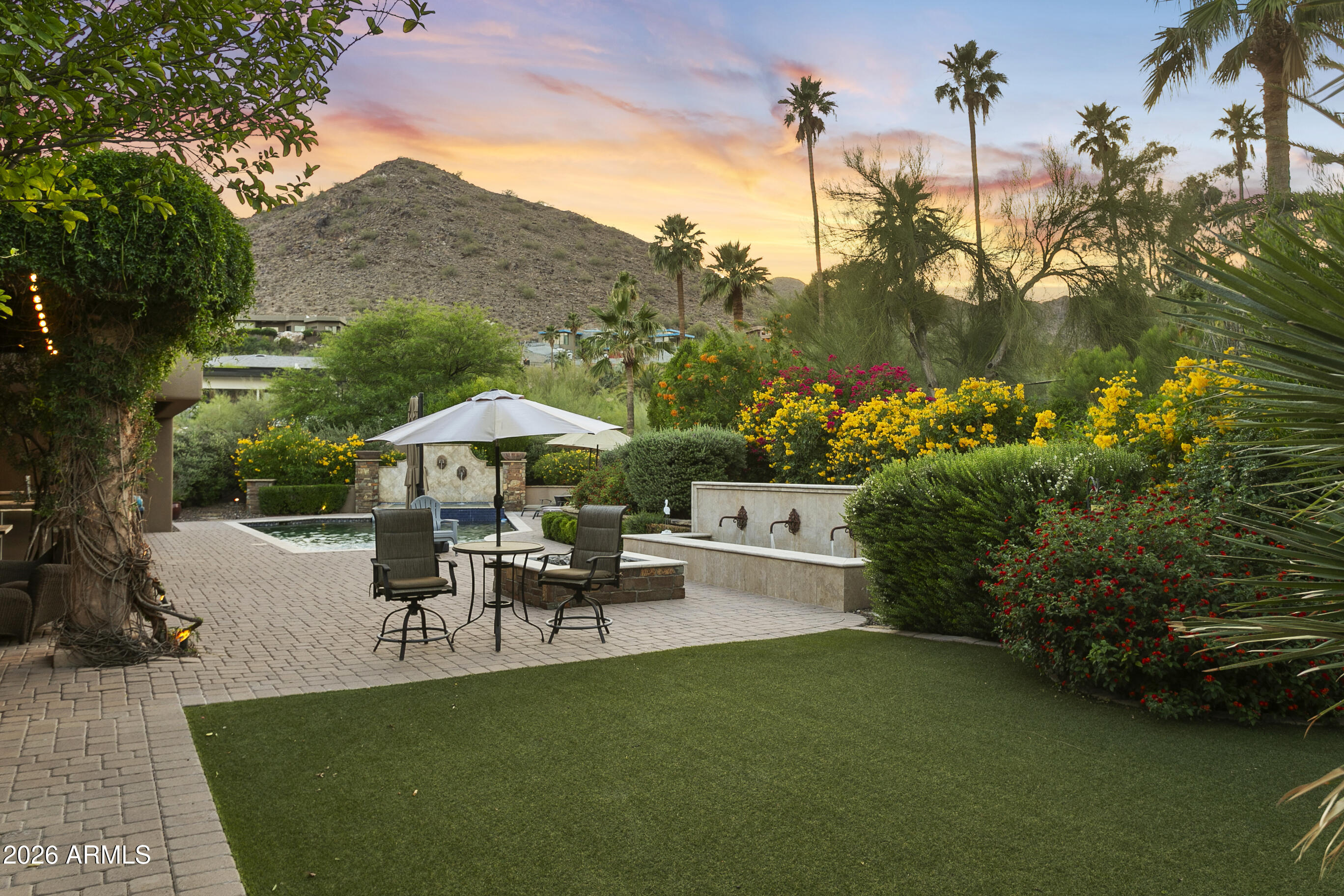 PARADISE VALLEY COUNTRY ESTATES - Land