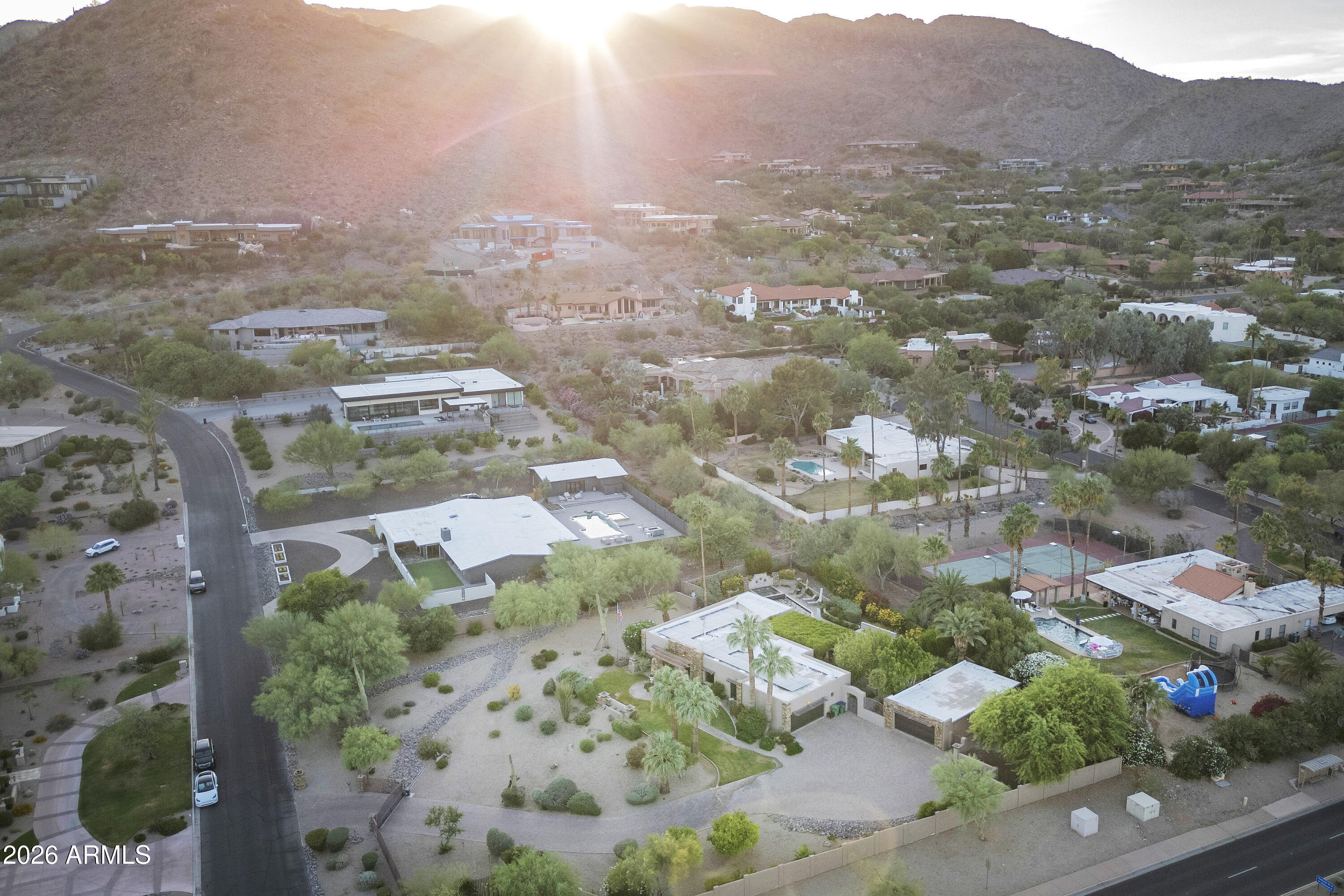 PARADISE VALLEY COUNTRY ESTATES - Land
