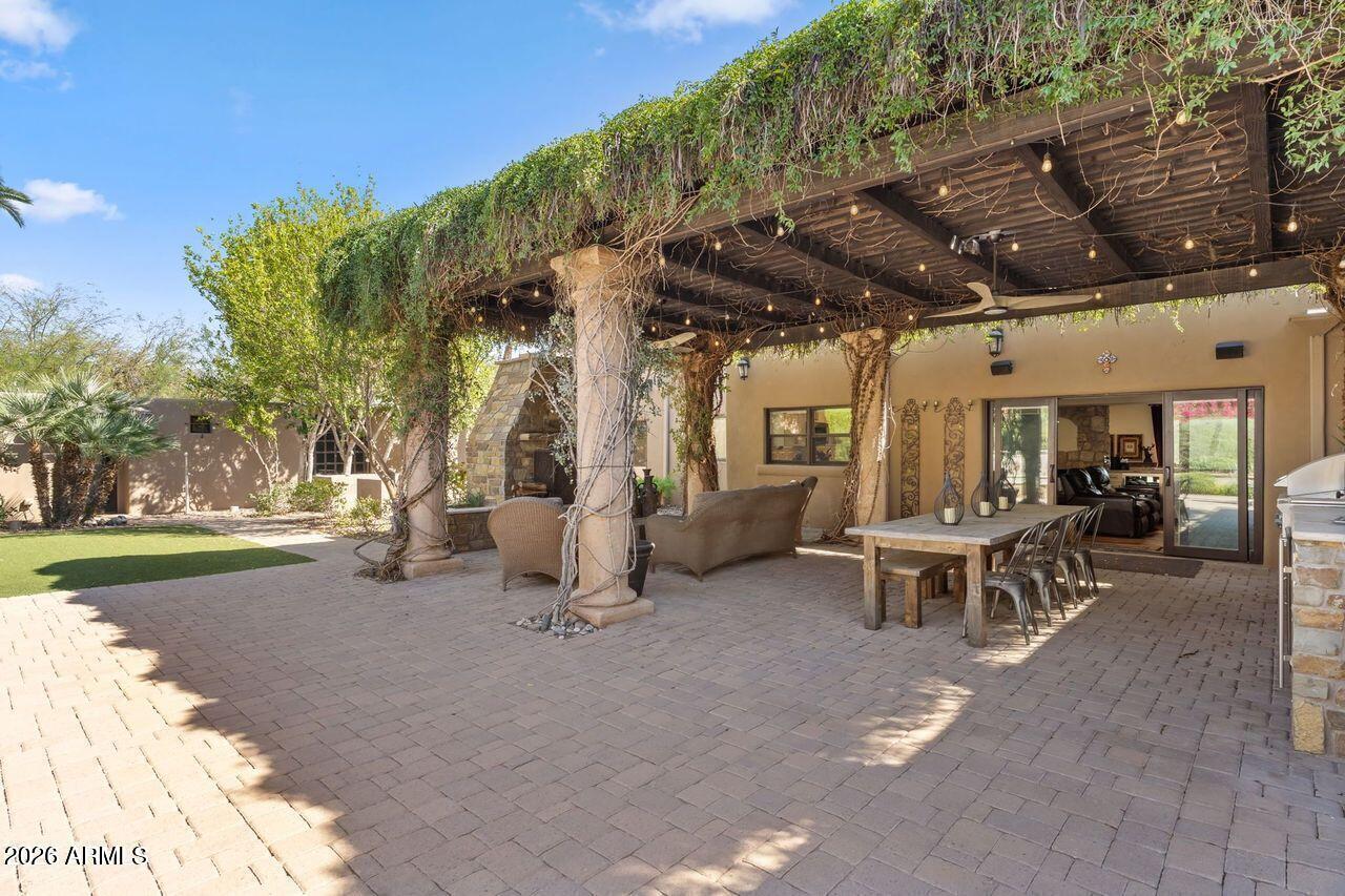 PARADISE VALLEY COUNTRY ESTATES - Land