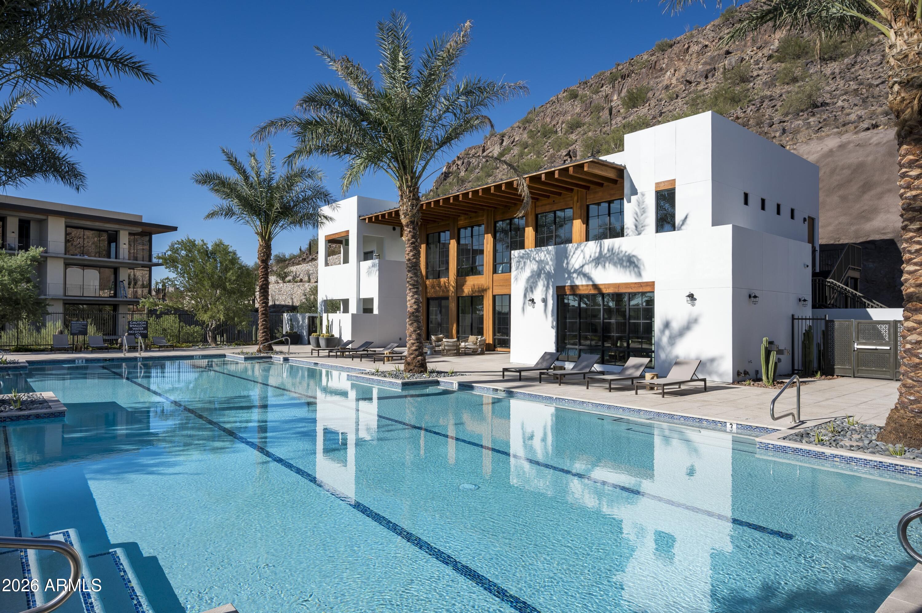 PHOENICIAN - Residential
