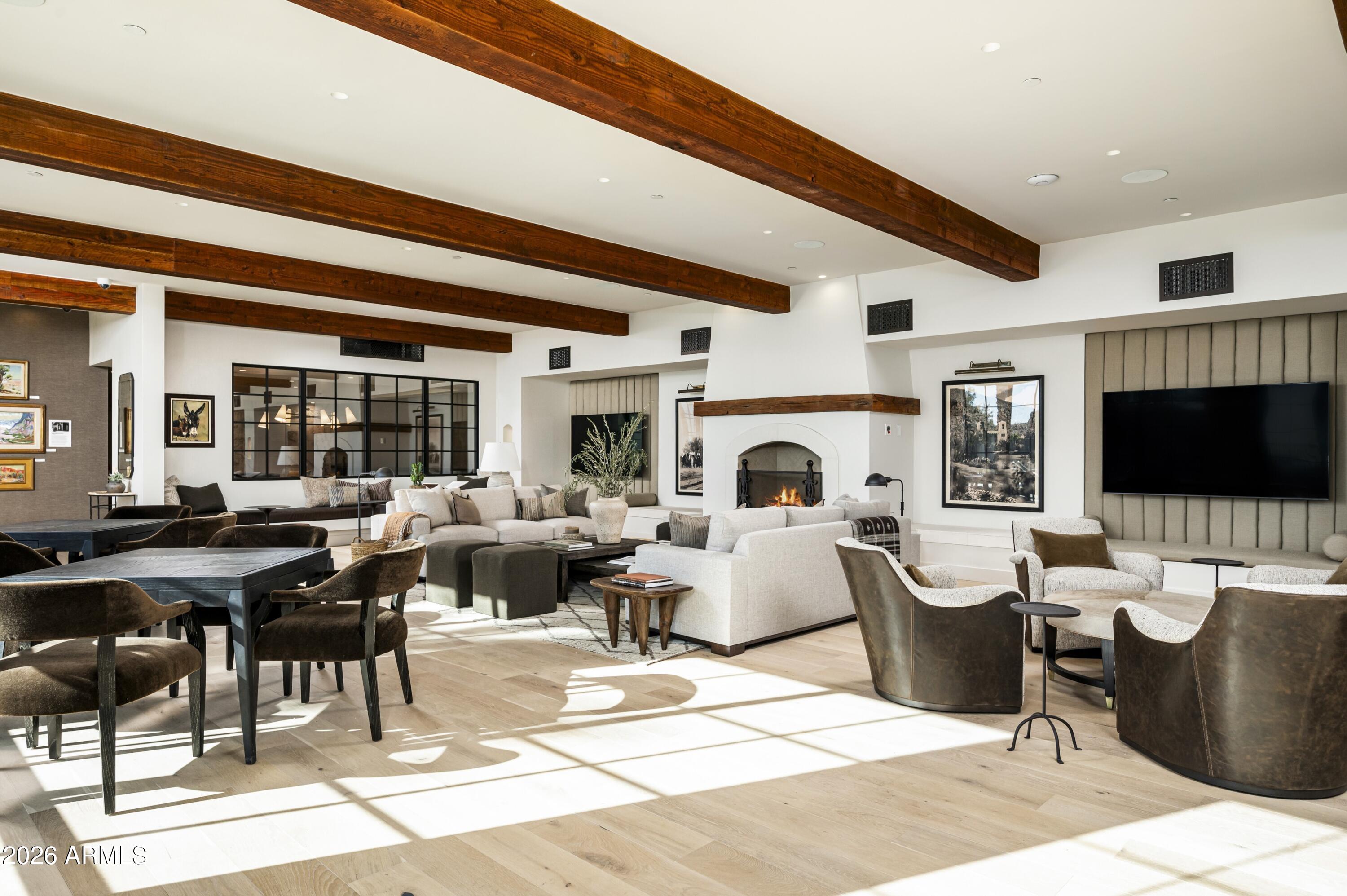 PHOENICIAN - Residential