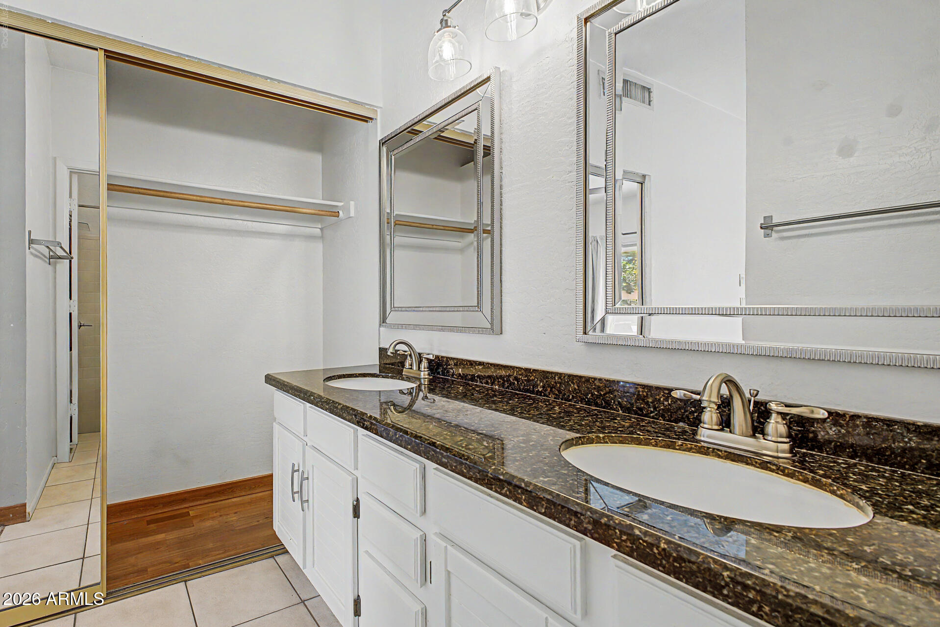BRITTANY LANE LOT 1-41 43-81 TR A-L - Residential