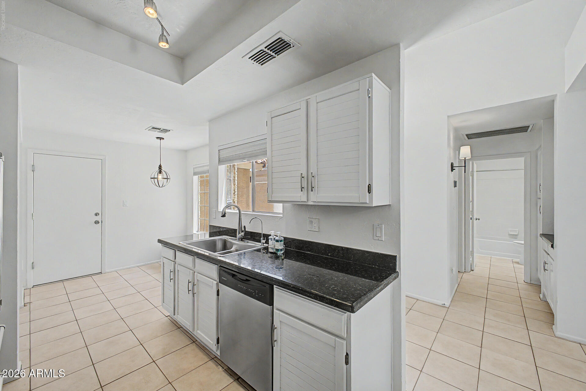 BRITTANY LANE LOT 1-41 43-81 TR A-L - Residential