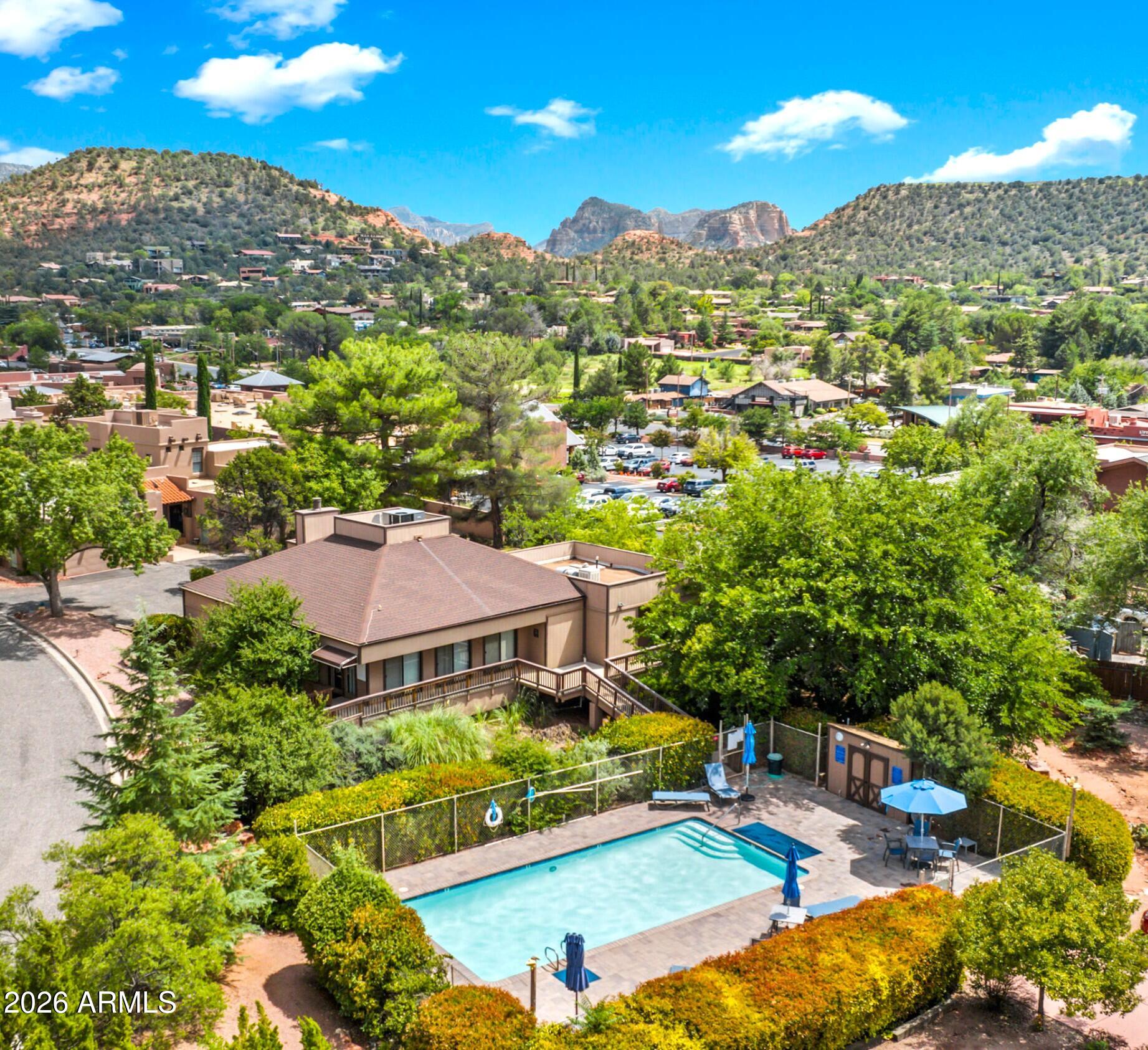 VISTA MONTANA - Residential