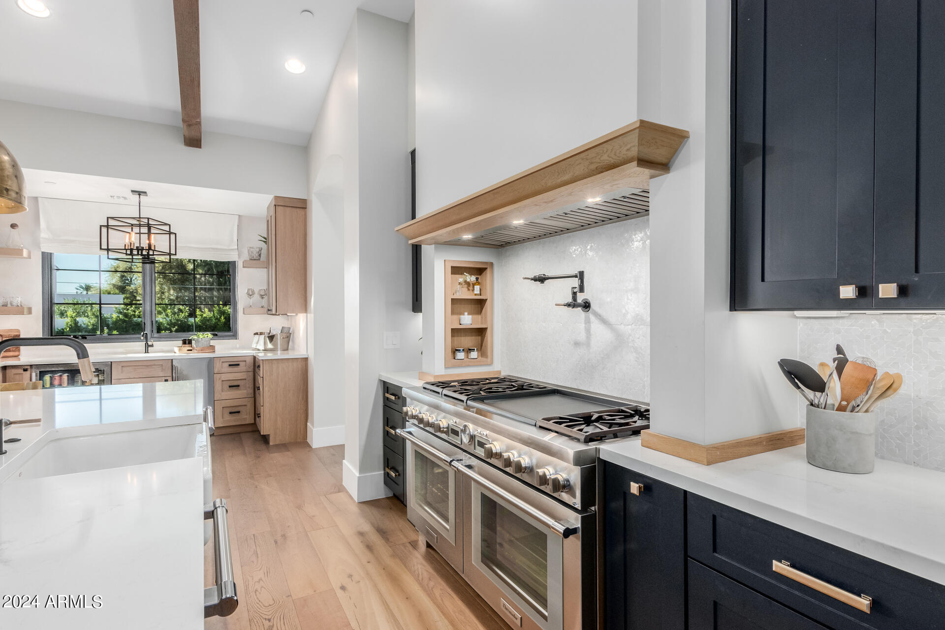 DEL RAY ESTATES - Residential