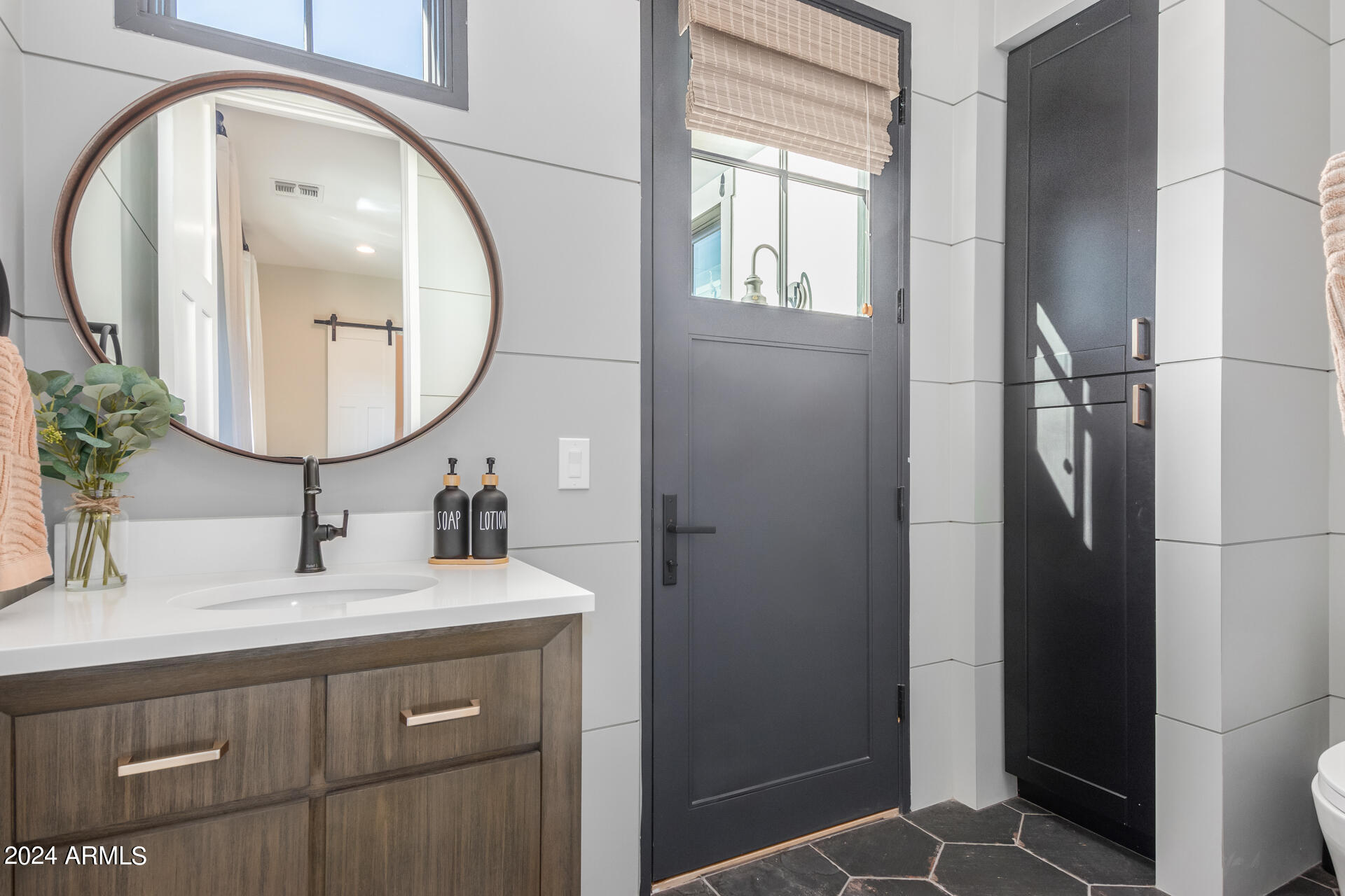 DEL RAY ESTATES - Residential