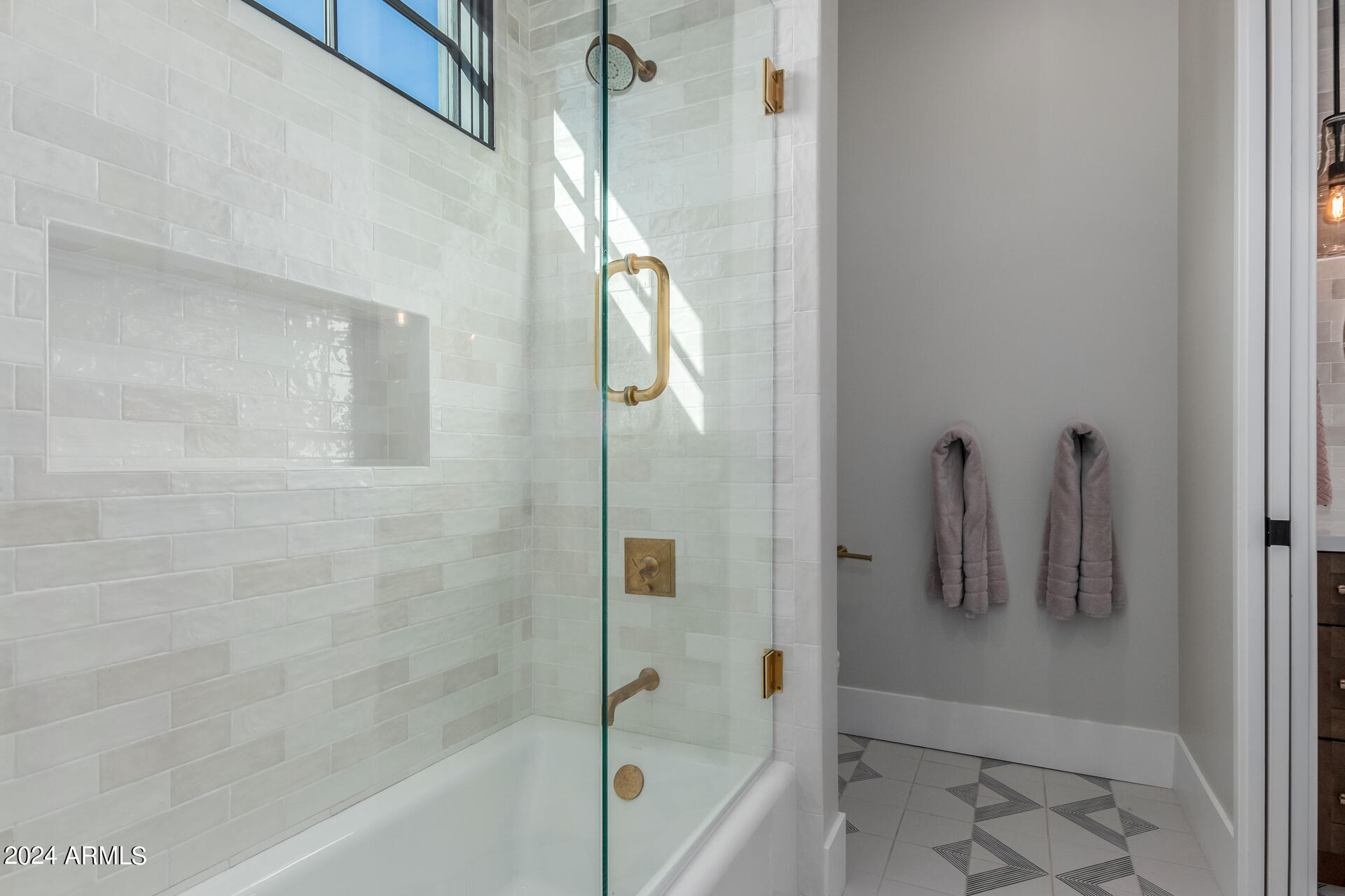 DEL RAY ESTATES - Residential