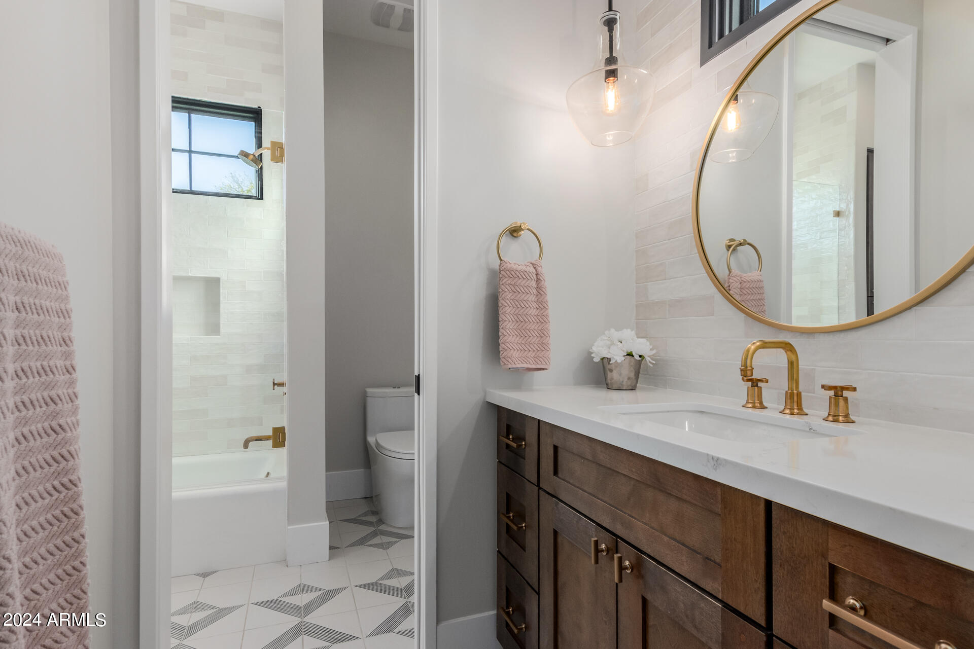 DEL RAY ESTATES - Residential