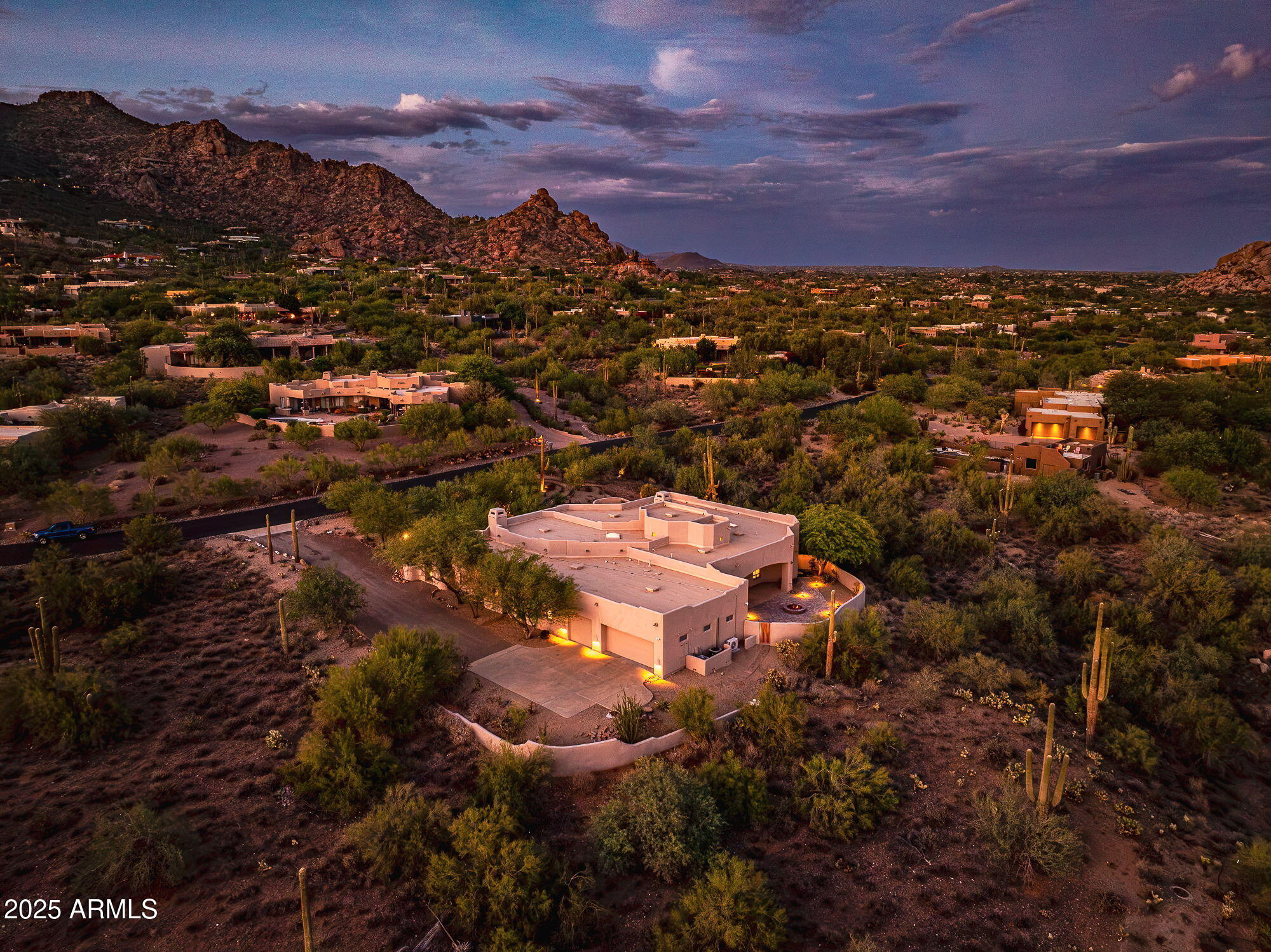 BLACK MOUNTAIN FOOTHILLS - Residential