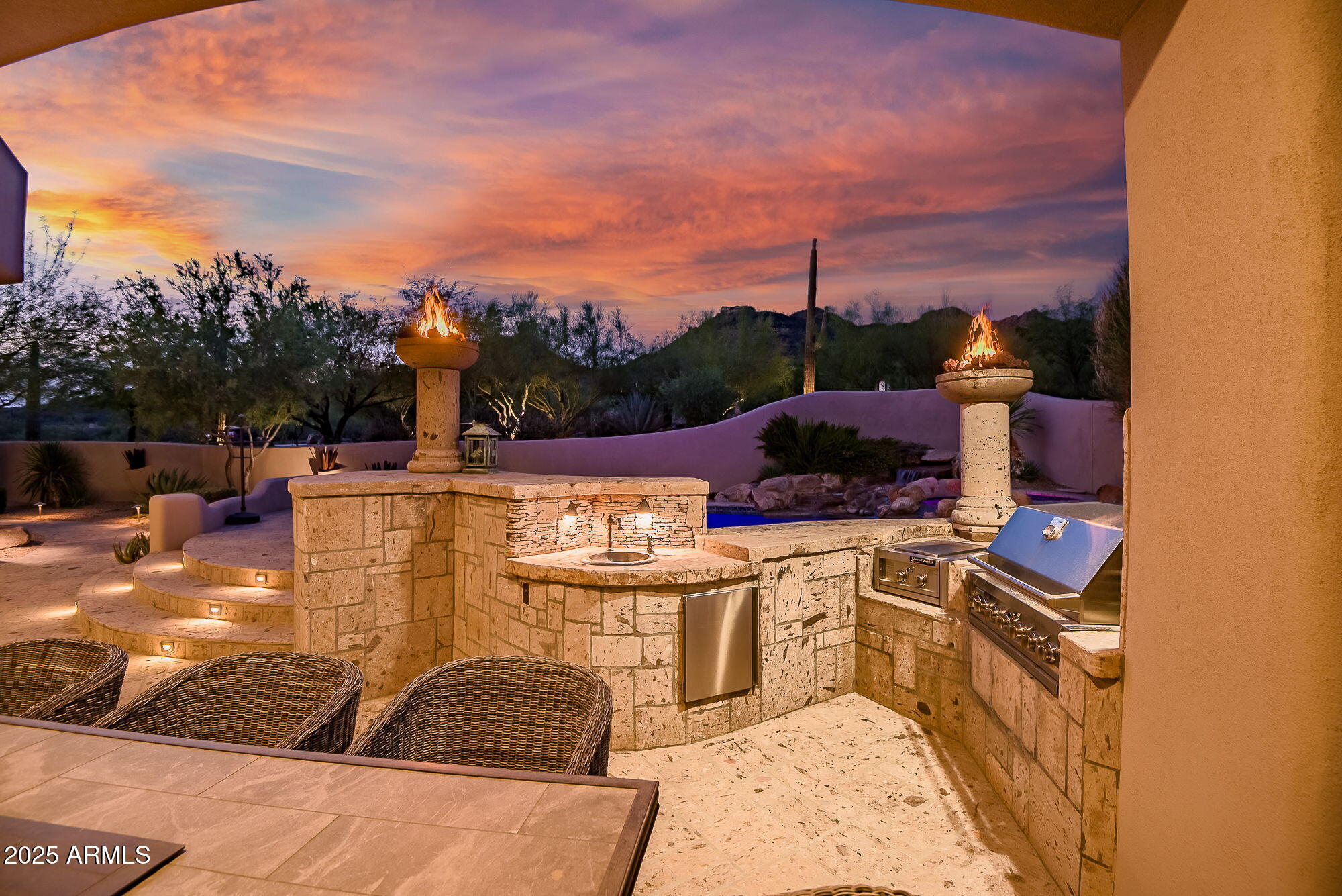 BLACK MOUNTAIN FOOTHILLS - Residential
