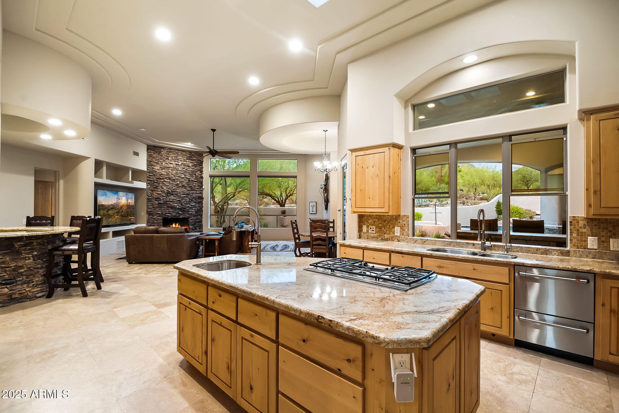 BLACK MOUNTAIN FOOTHILLS - Residential
