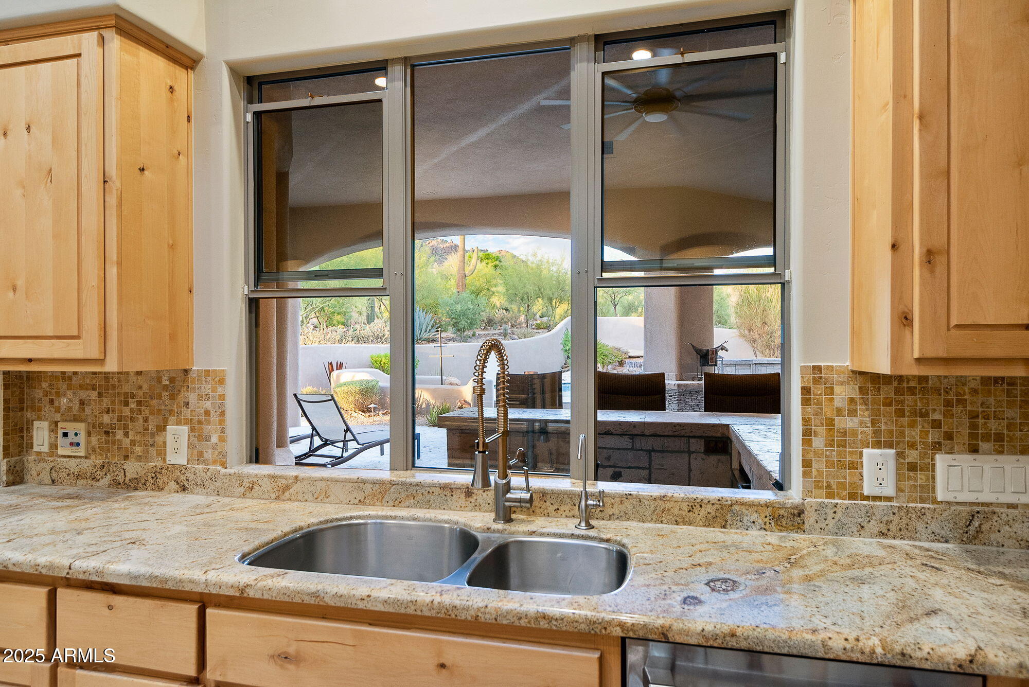 BLACK MOUNTAIN FOOTHILLS - Residential