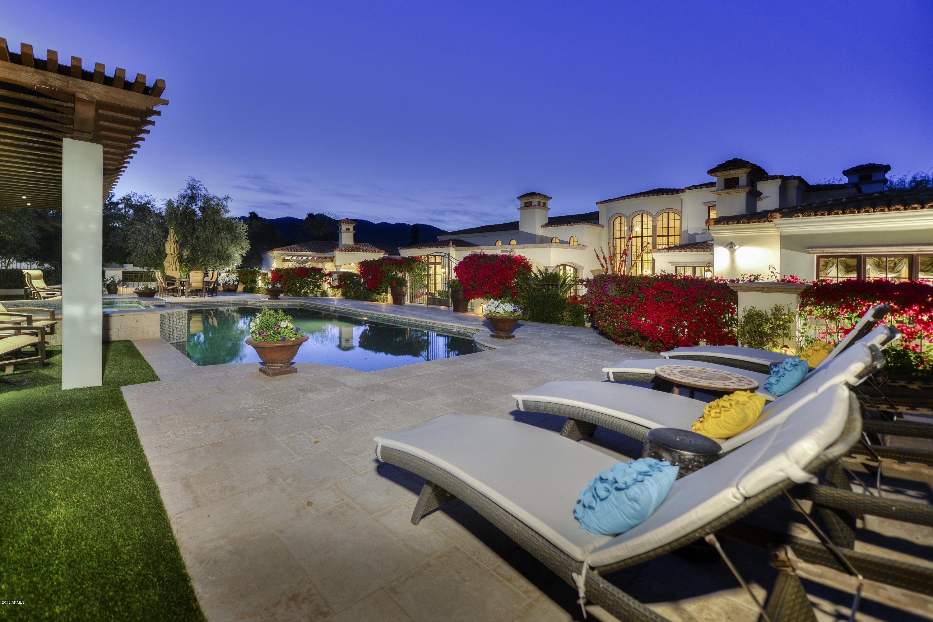 Paradise Canyon Foothills - Residential