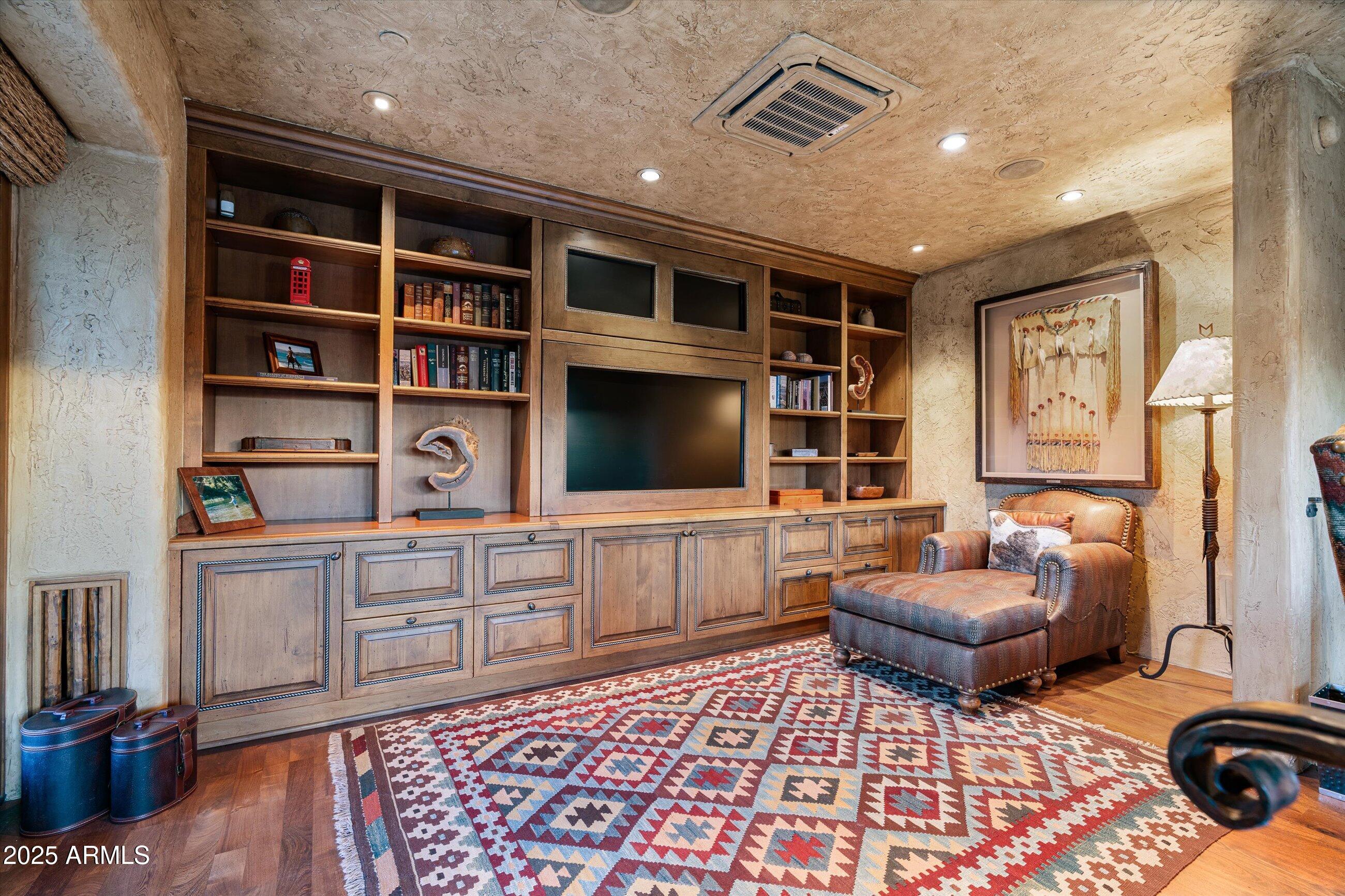 DESERT MOUNTAIN PHASE 3 UNIT 27 VILLAGE LONE MTN 2 - Residential