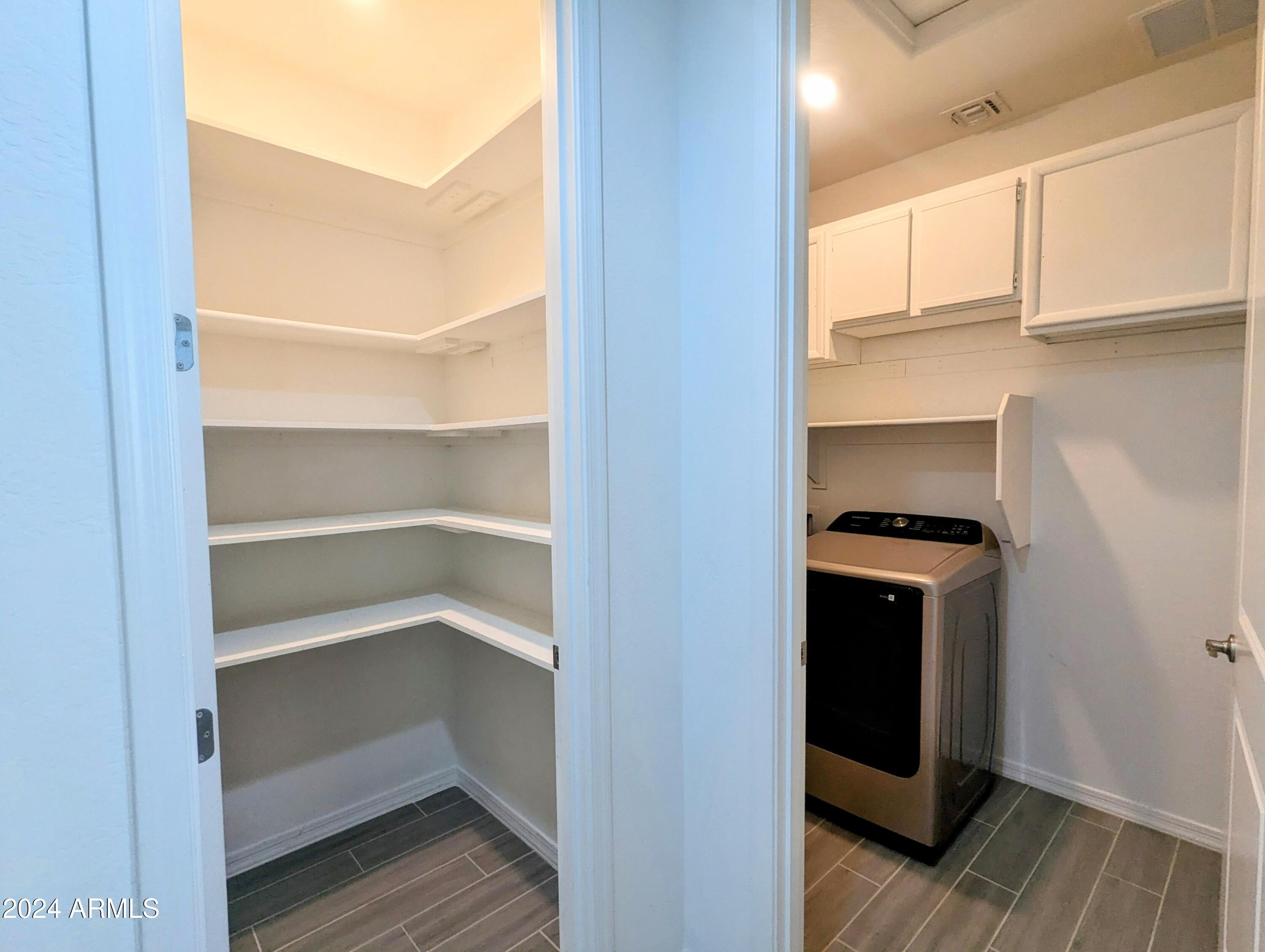 DESTINATION AT GATEWAY EAST PHASE 1 - Residential Lease