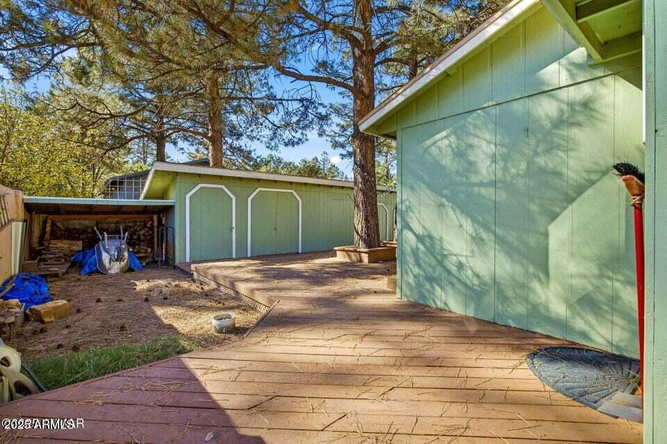 HOLIDAY FOREST - Residential