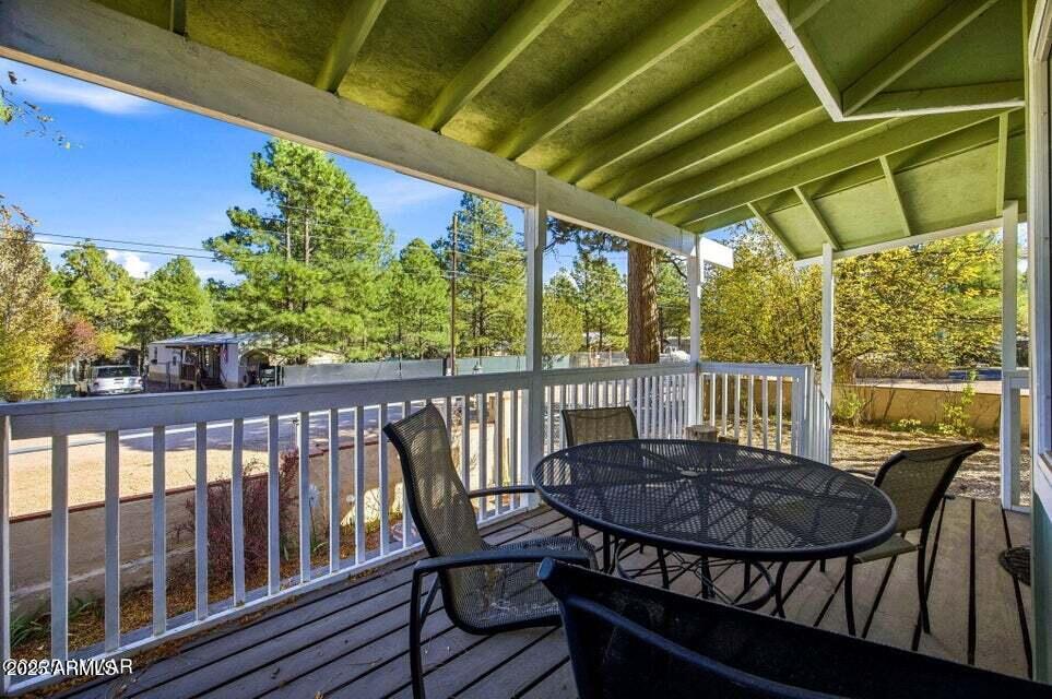 HOLIDAY FOREST - Residential