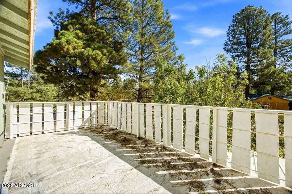 HOLIDAY FOREST - Residential