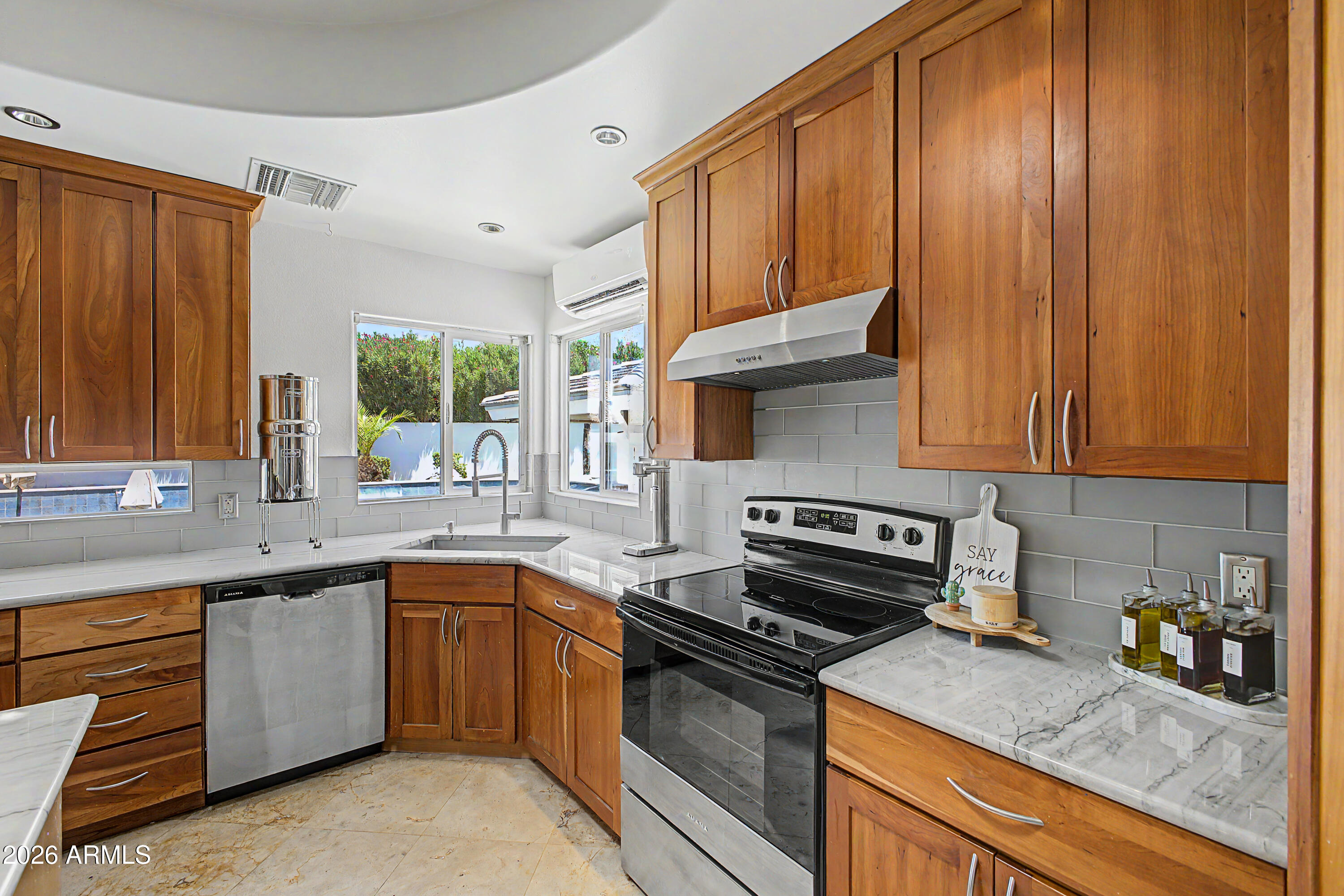 MOUNTAIN CREST LOT 1-109 TR A,B - Residential