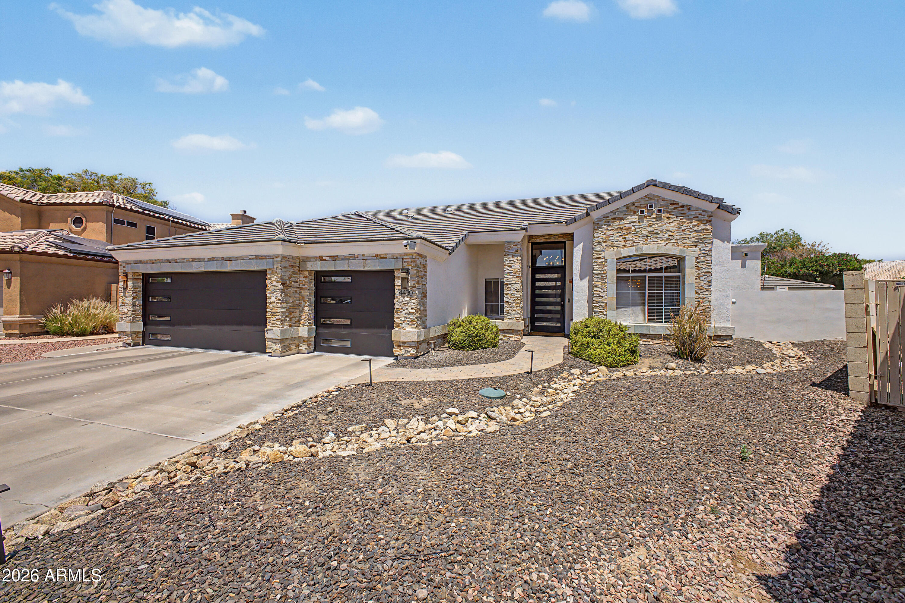MOUNTAIN CREST LOT 1-109 TR A,B - Residential