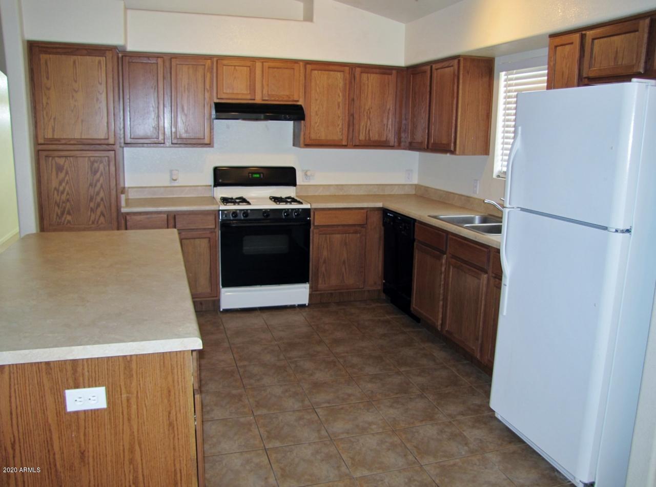 CANYON DE FLORES PHASE 2D - Residential Lease