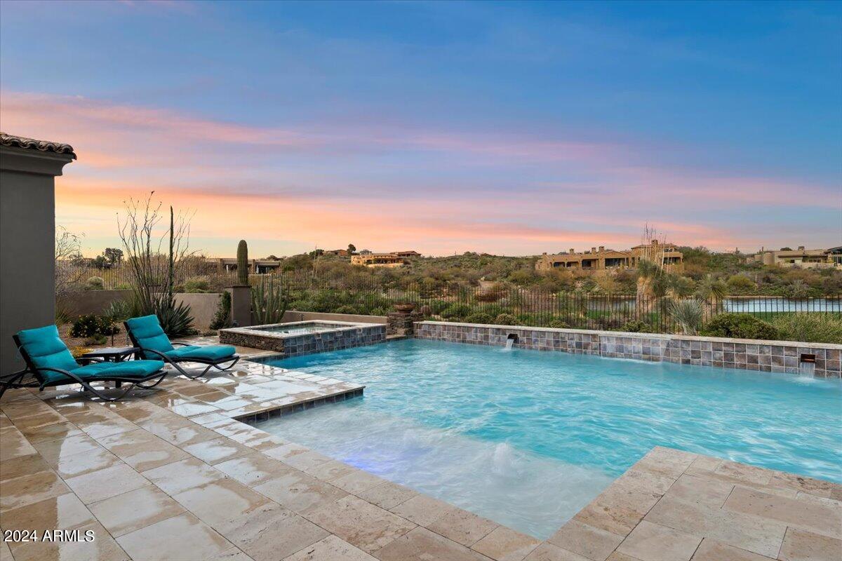 DESERT MOUNTAIN - Residential