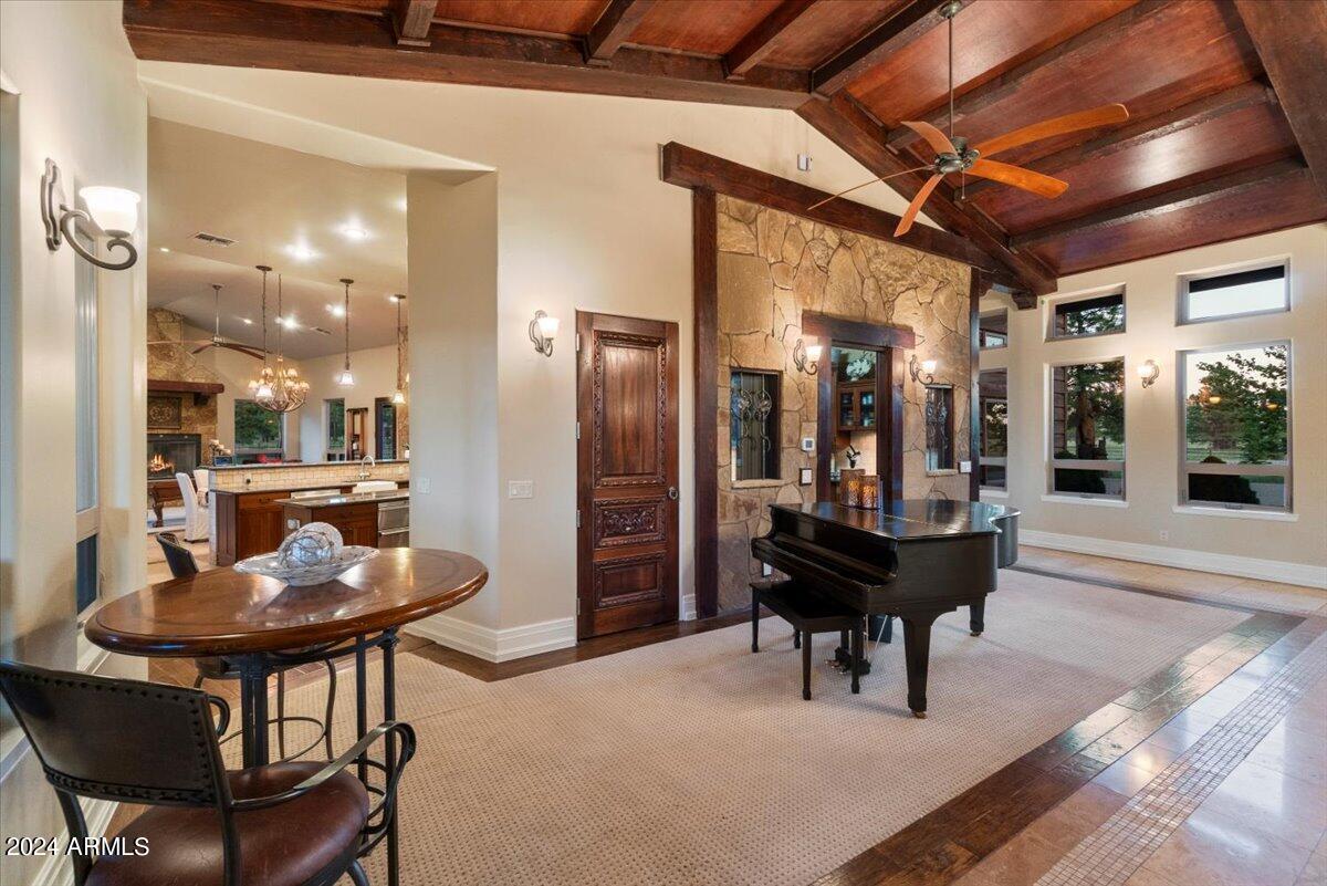 LOCKETT RANCHES - Residential