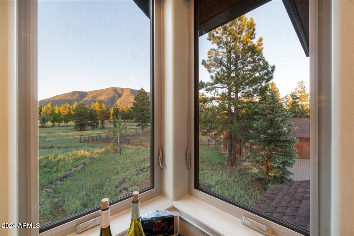 LOCKETT RANCHES - Residential